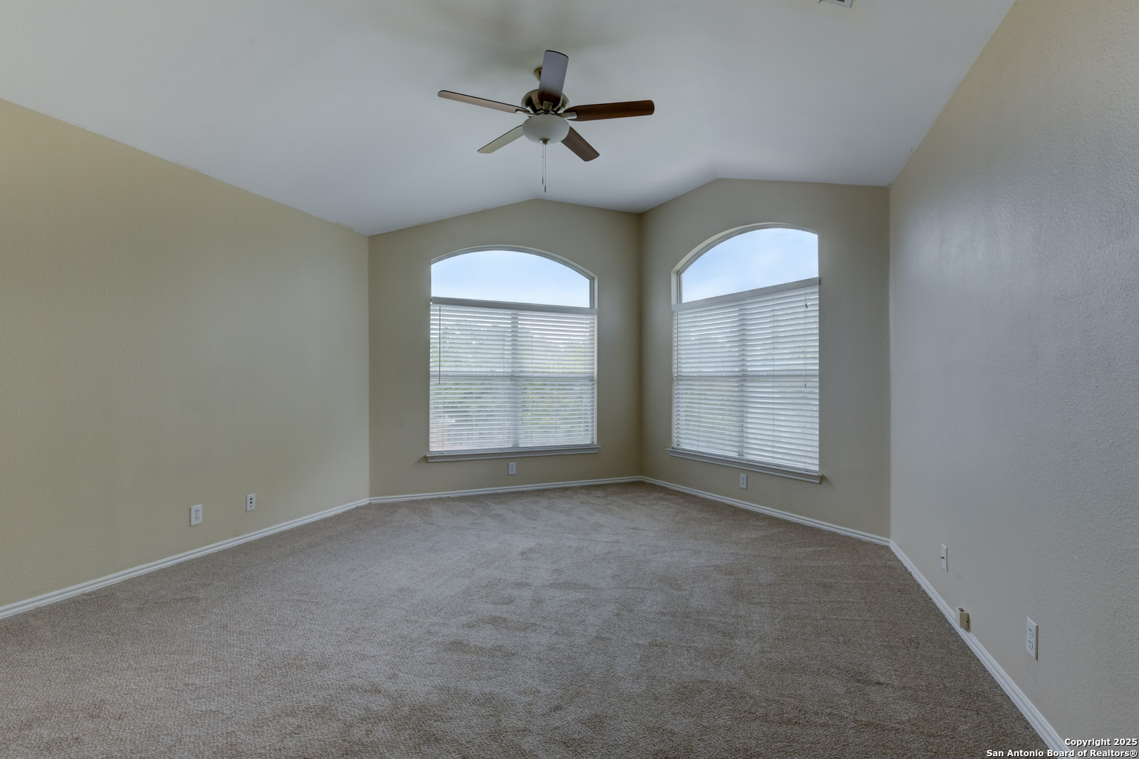 6139 Wood Bayou