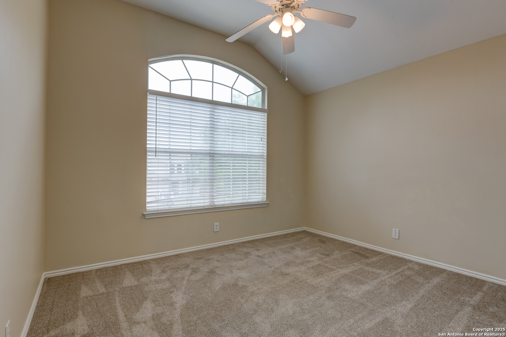 6139 Wood Bayou