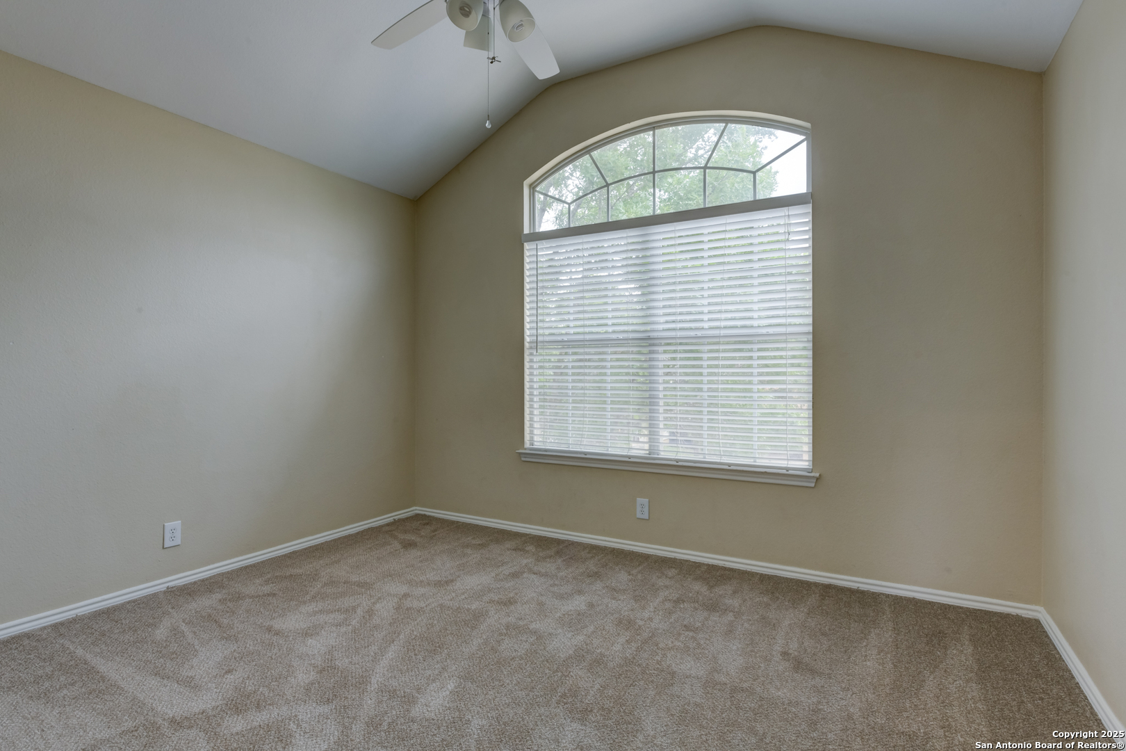 6139 Wood Bayou