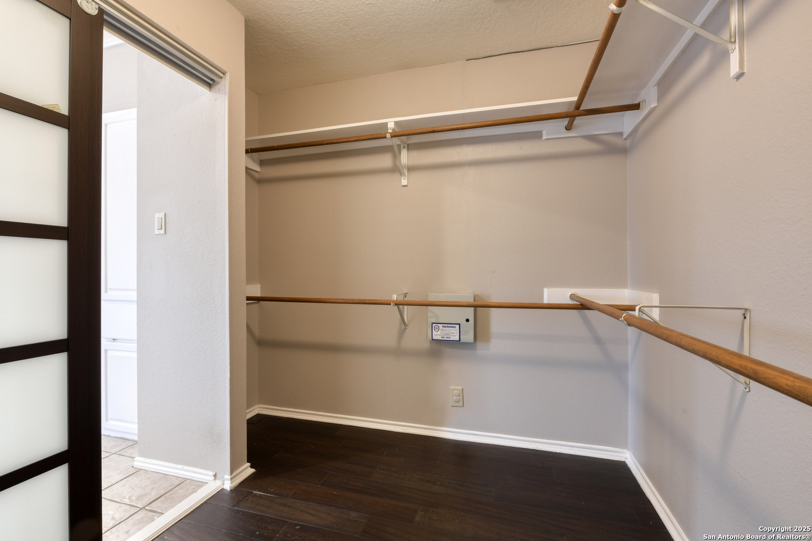 1523 Blackbridge