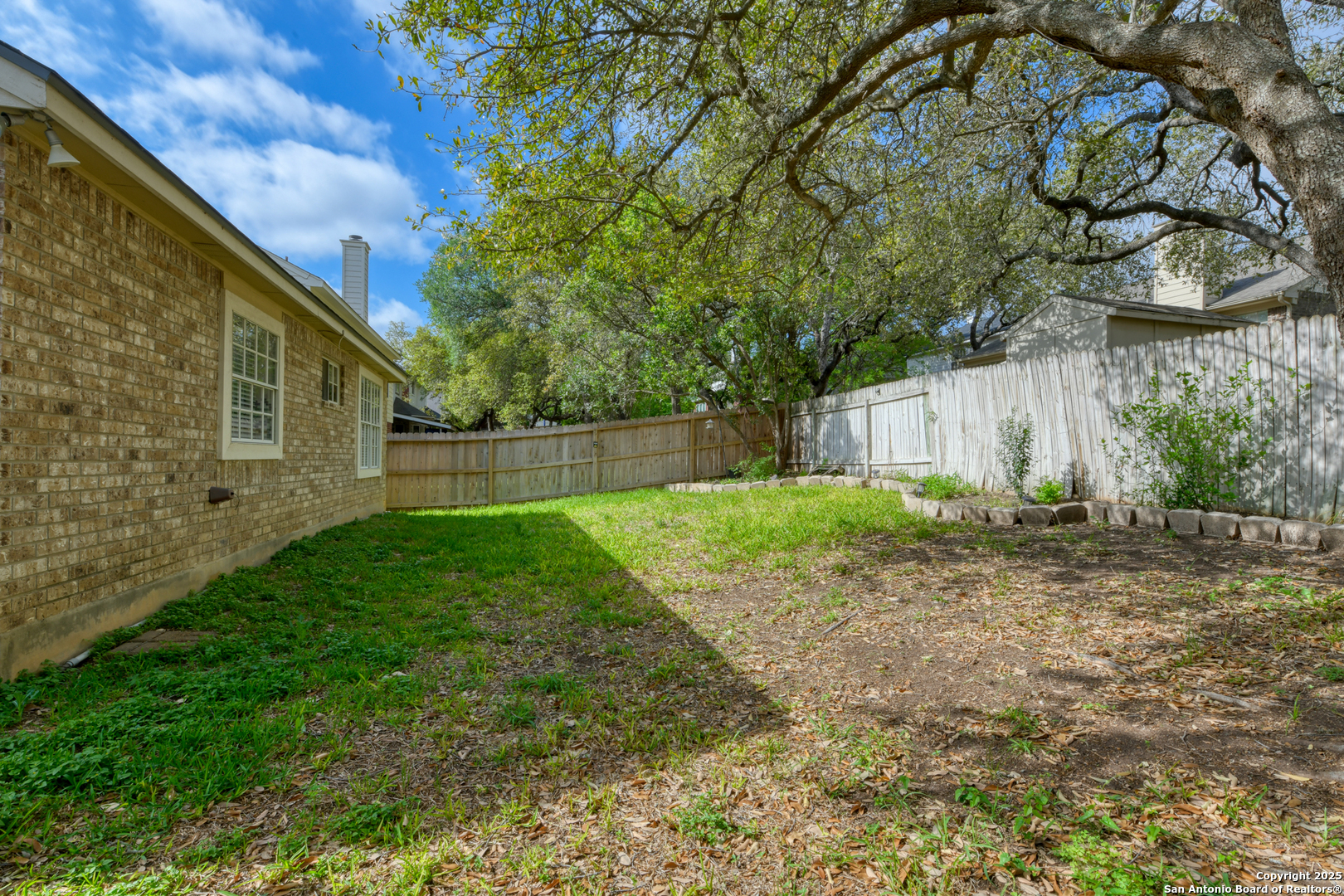 1523 Blackbridge