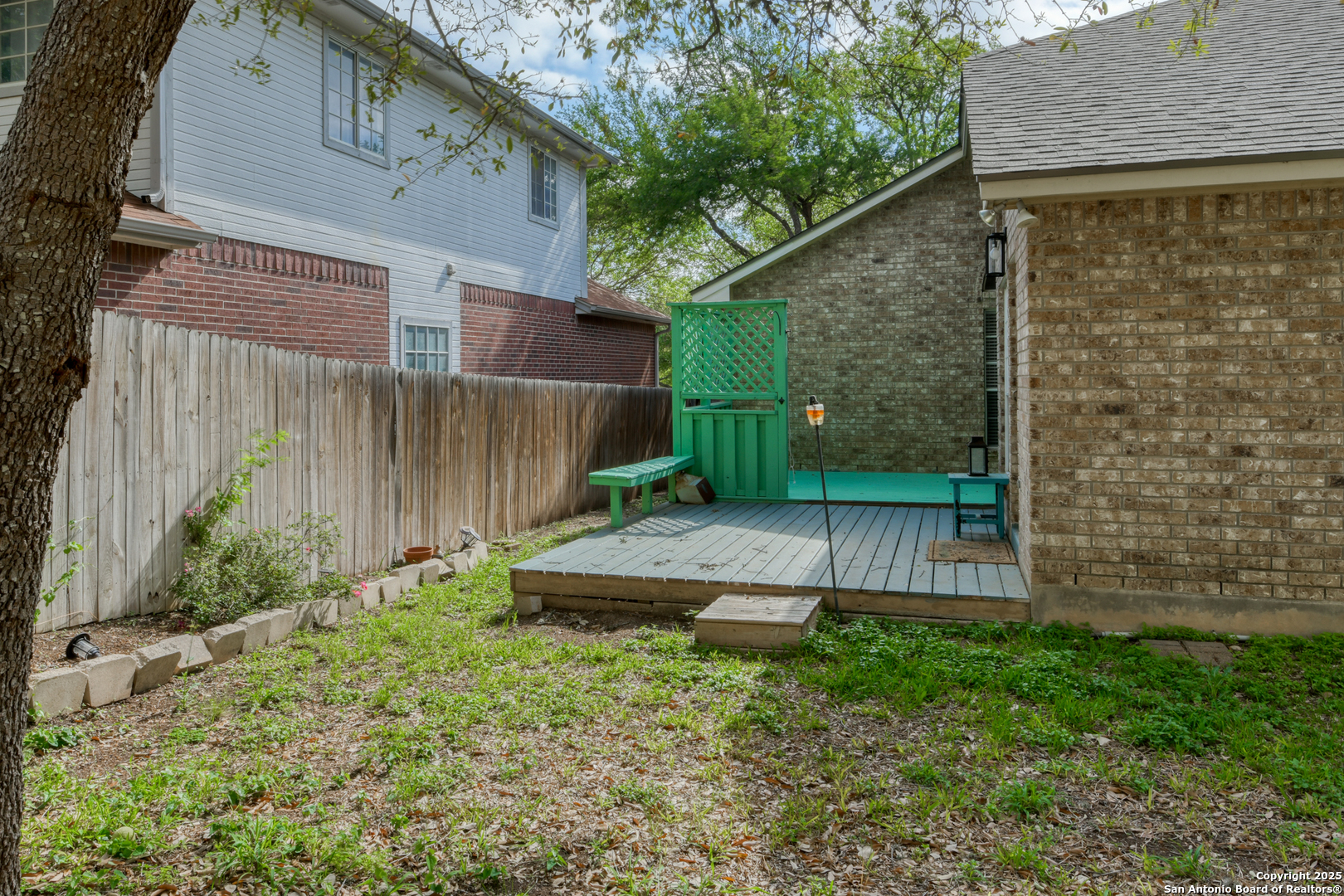 1523 Blackbridge