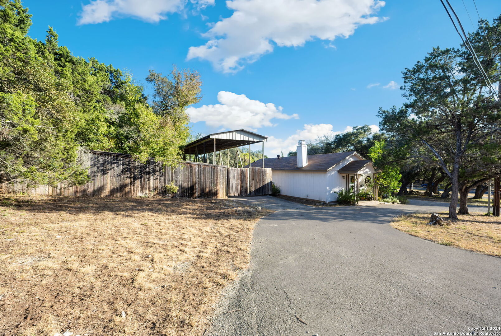 4055 Ridgeway