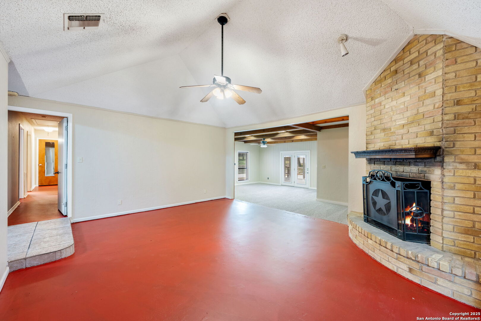 4055 Ridgeway