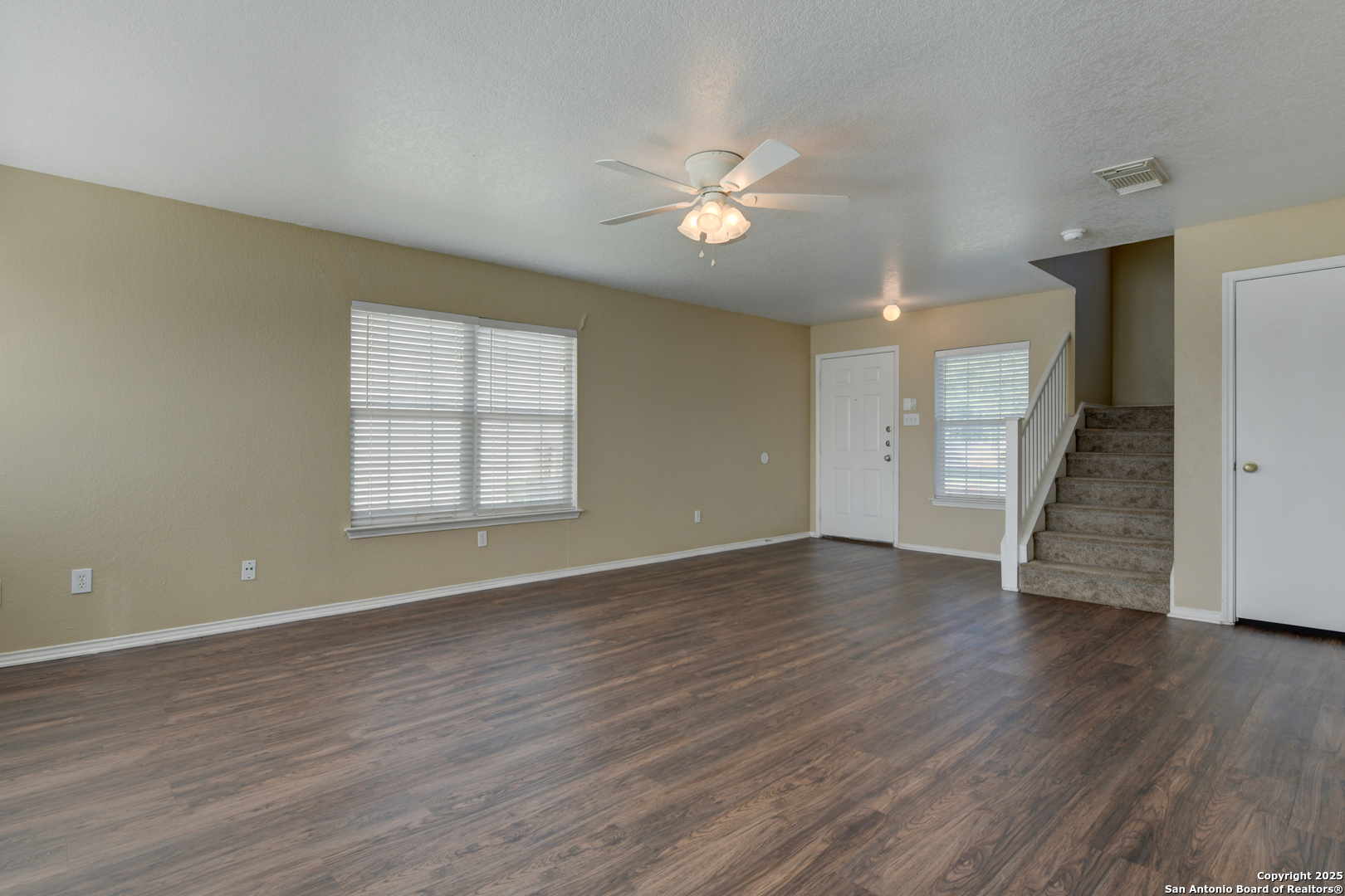 7906 Cortland Oak