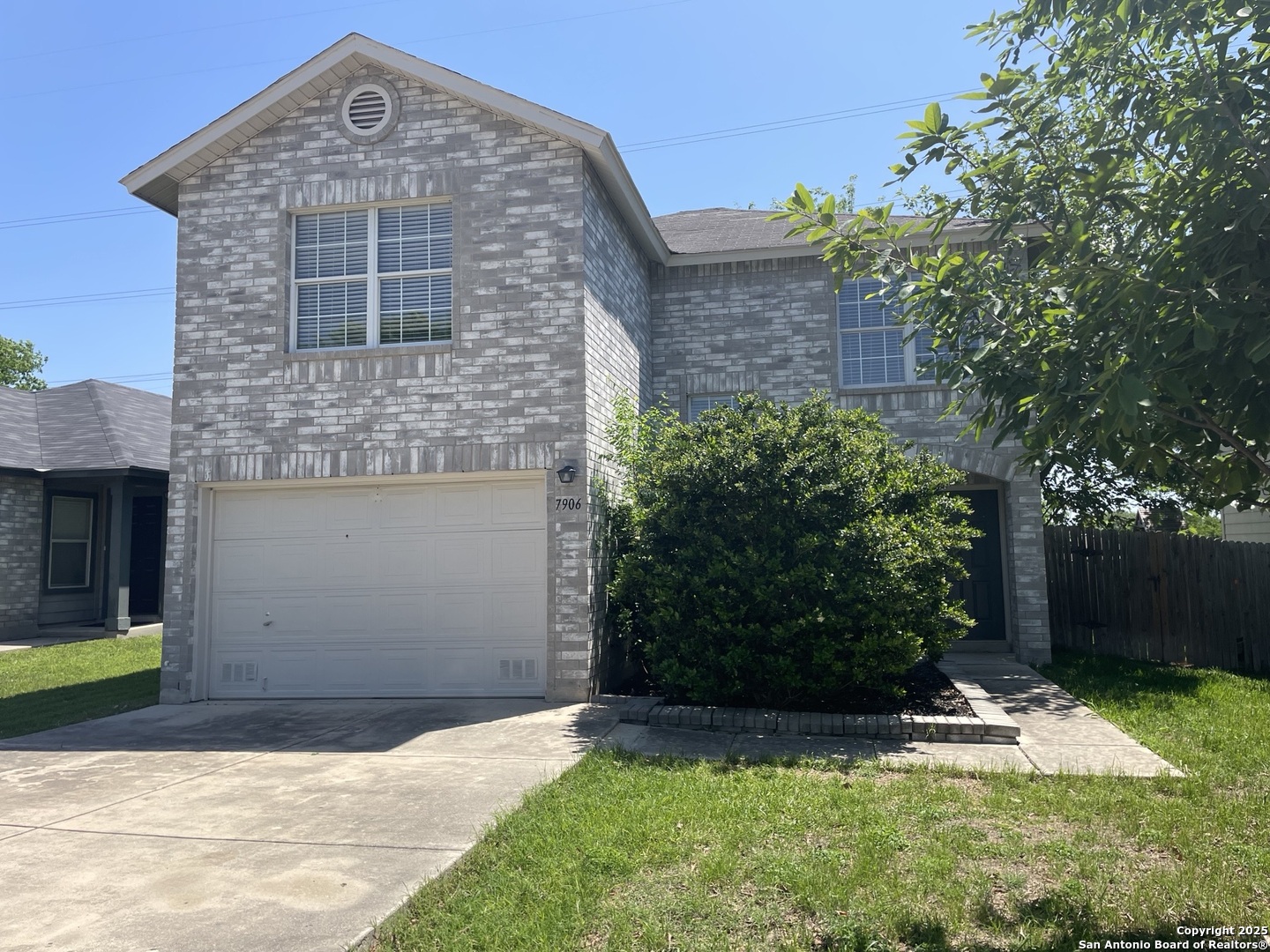 7906 Cortland Oak