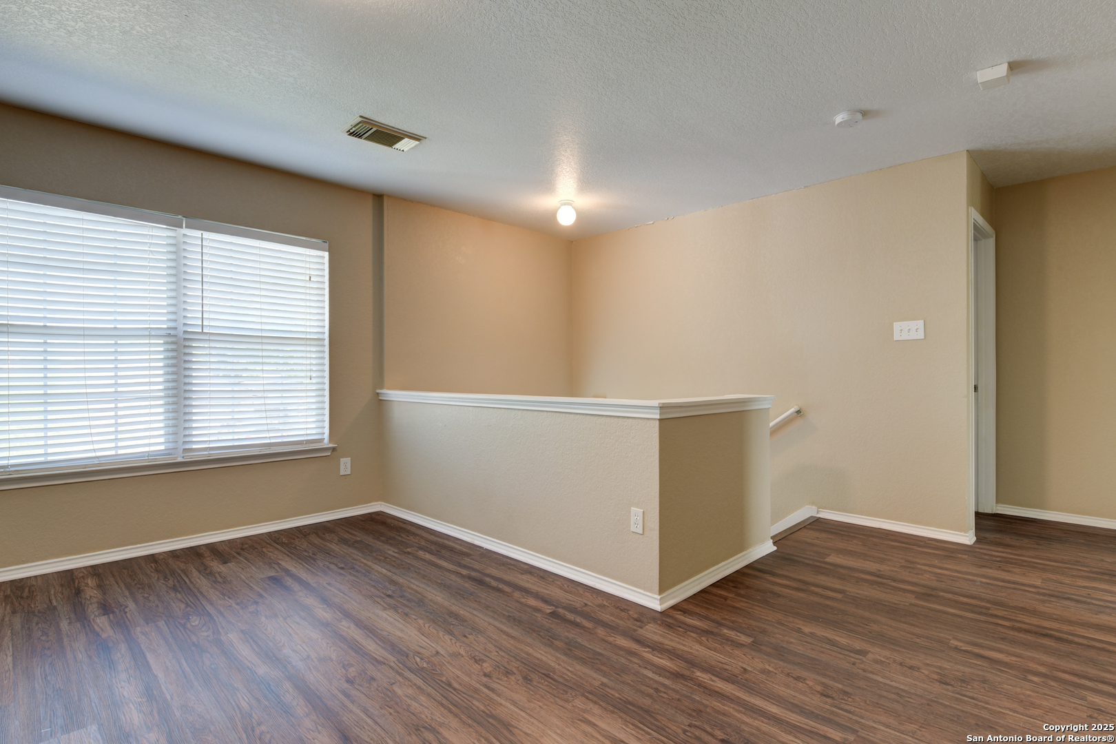 7906 Cortland Oak