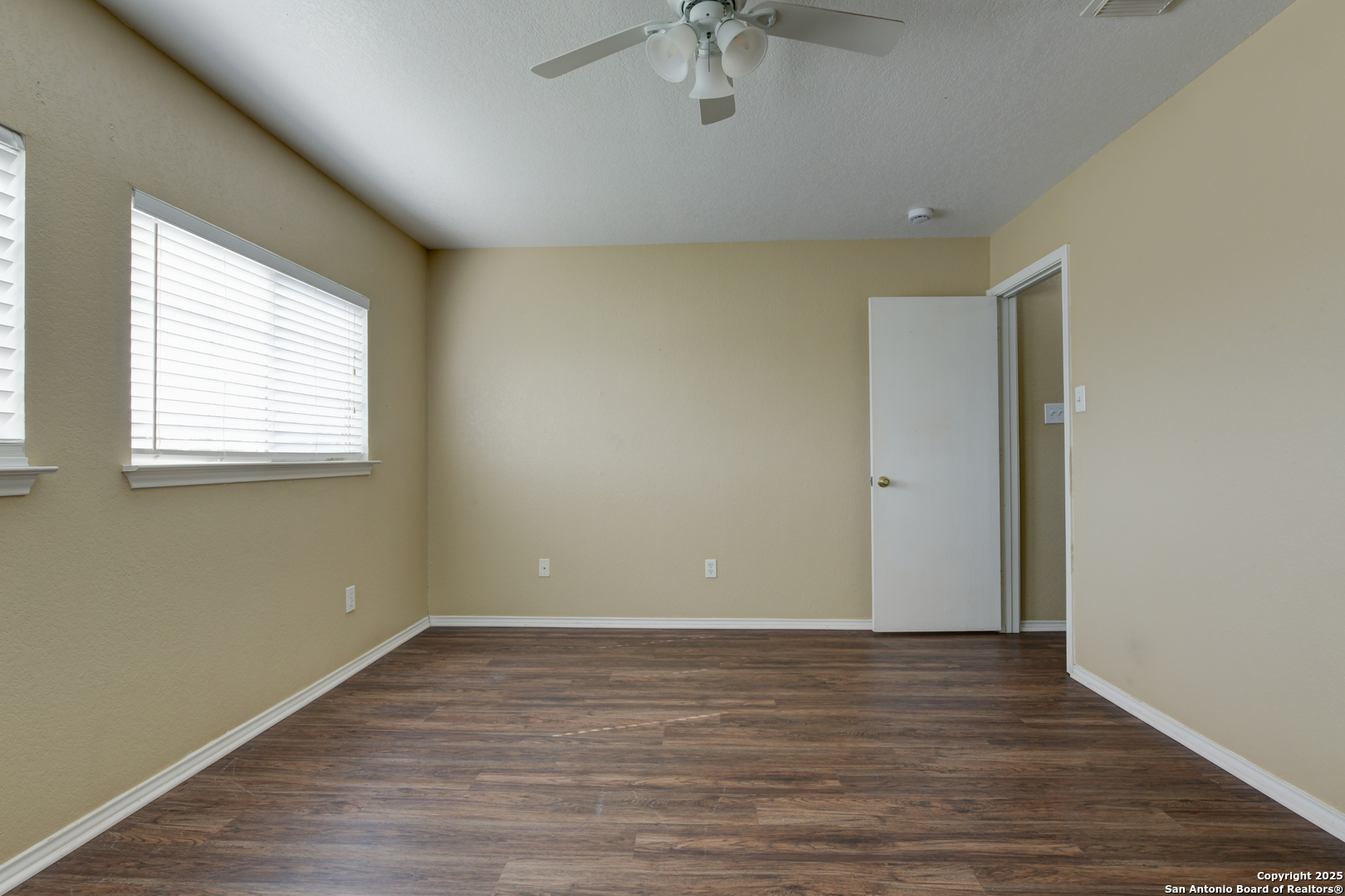 7906 Cortland Oak