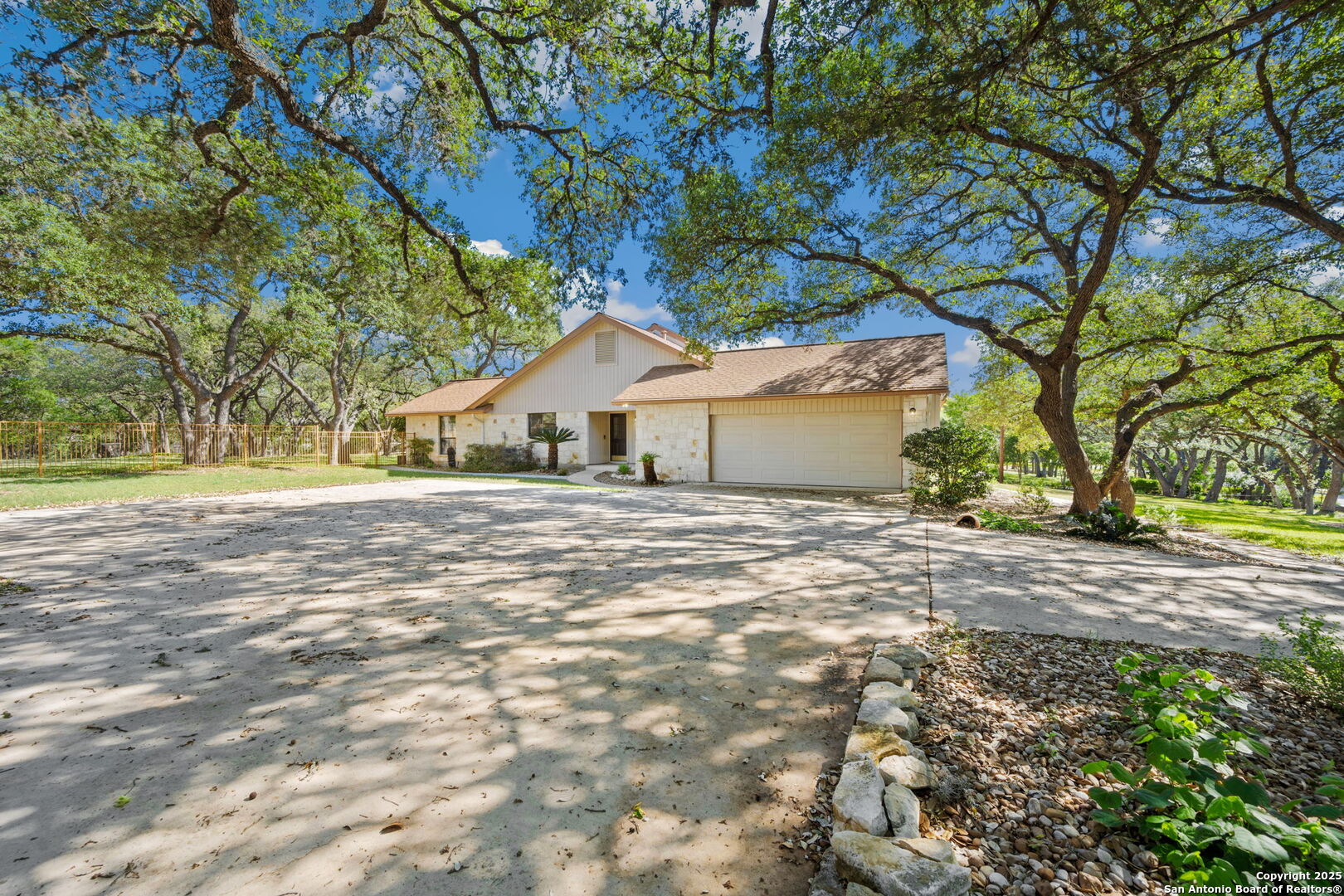 8835 Garden Ridge Drive