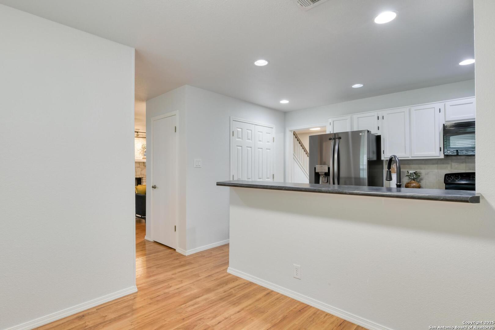 2215 Shady Rock Circle