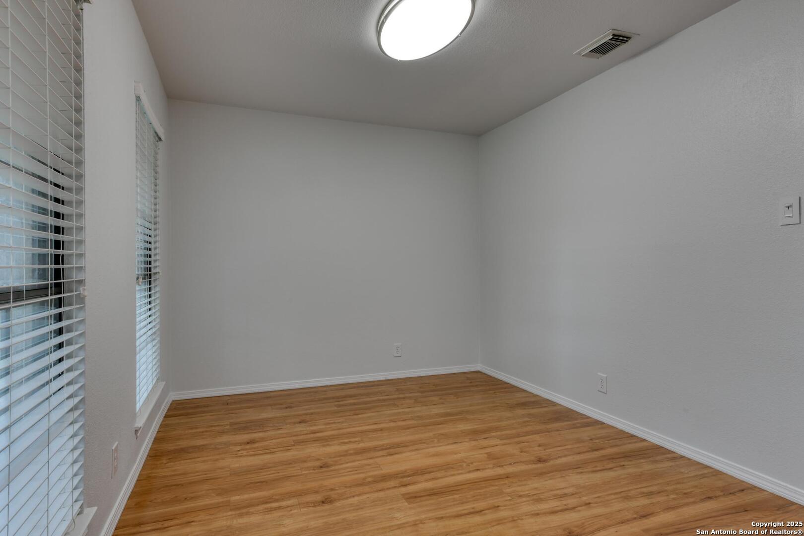 2215 Shady Rock Circle