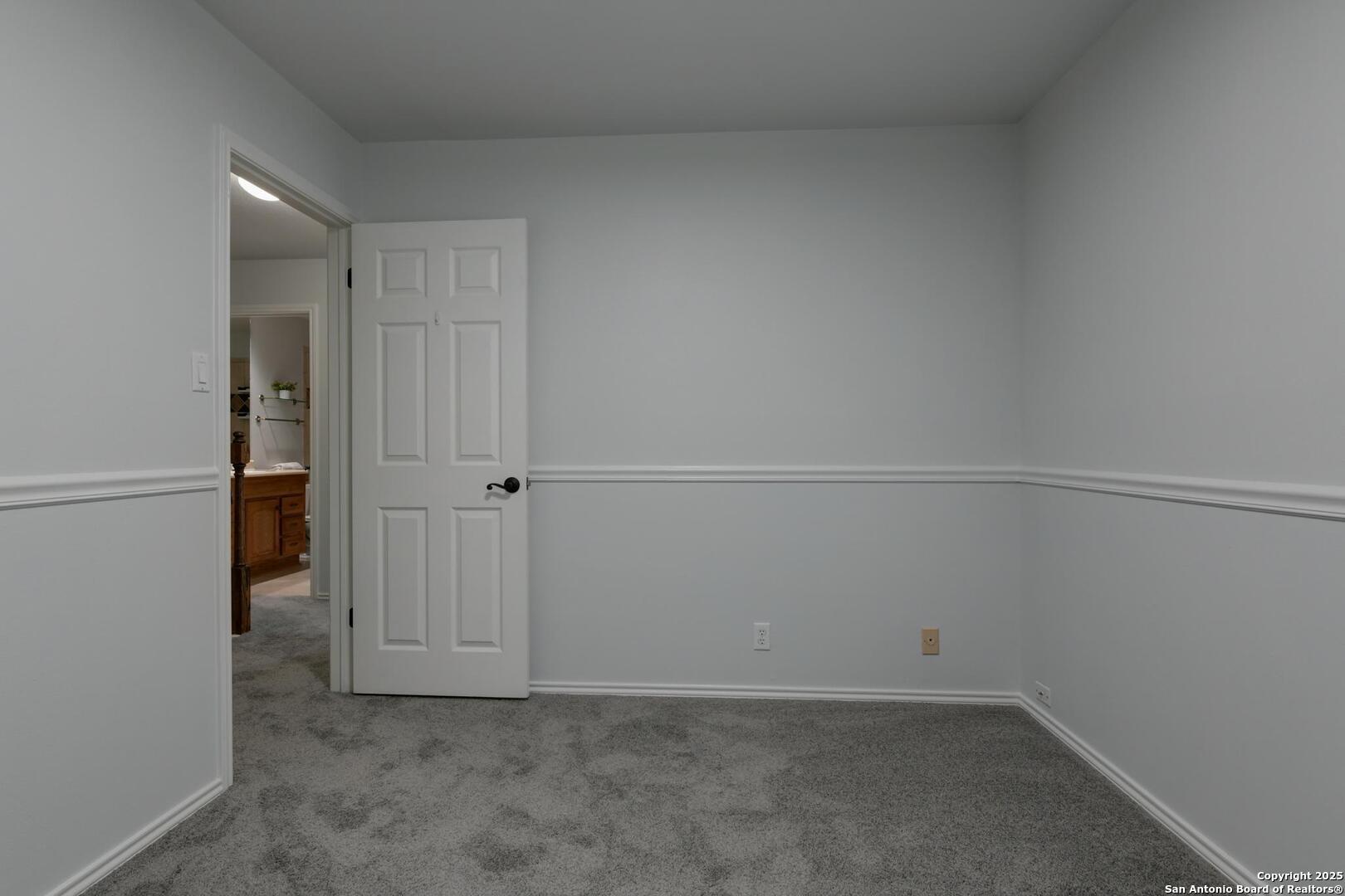 2215 Shady Rock Circle