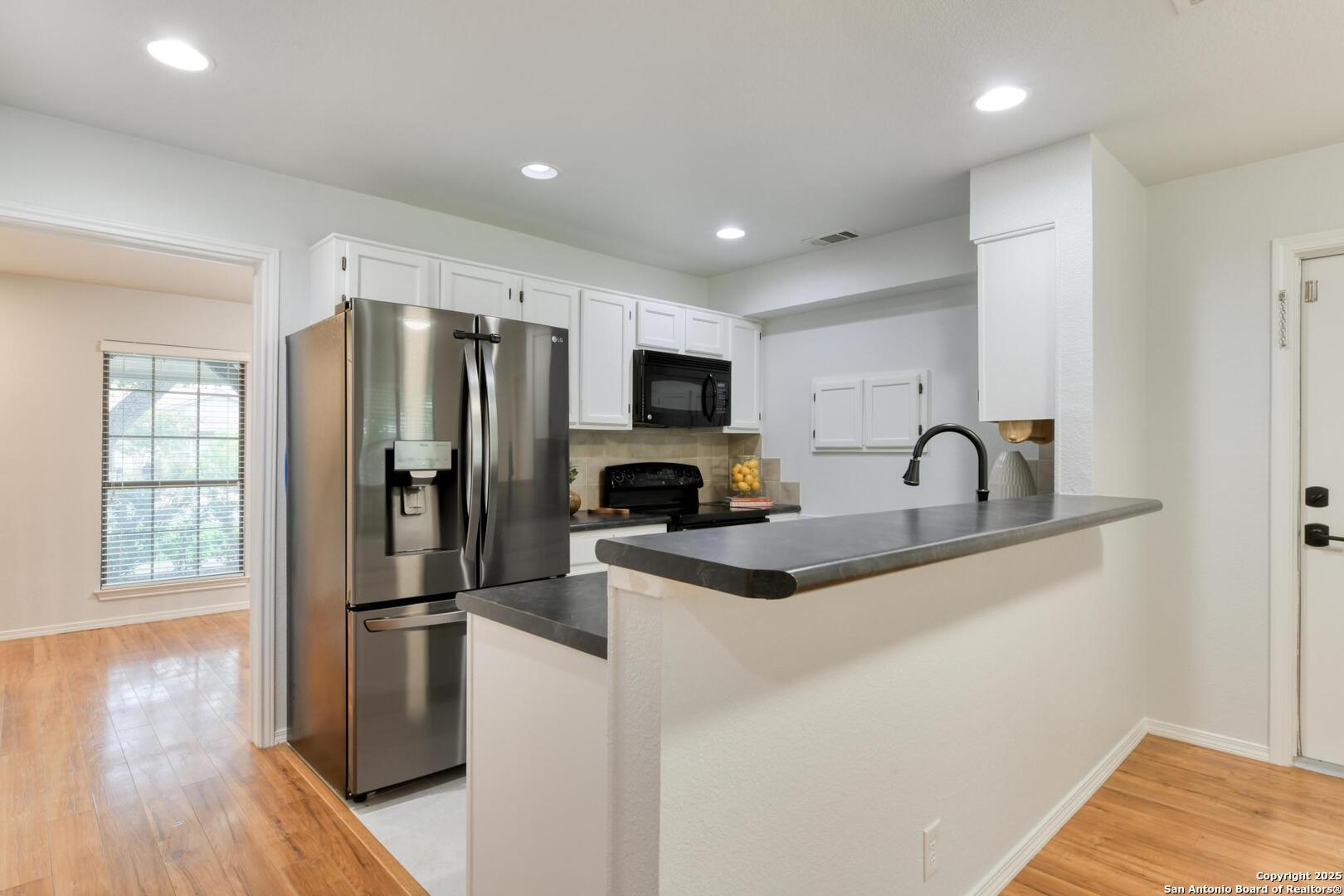 2215 Shady Rock Circle