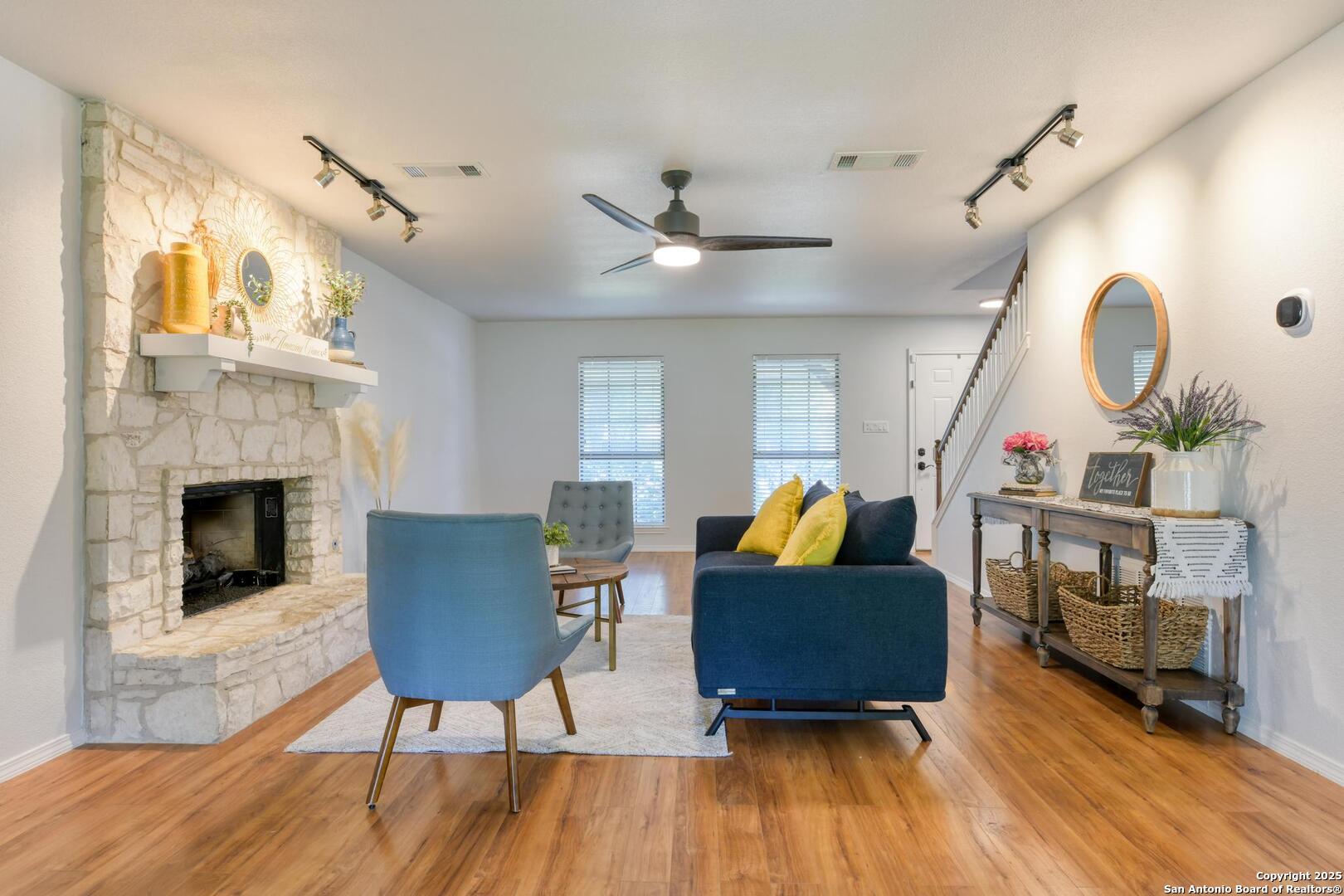 2215 Shady Rock Circle