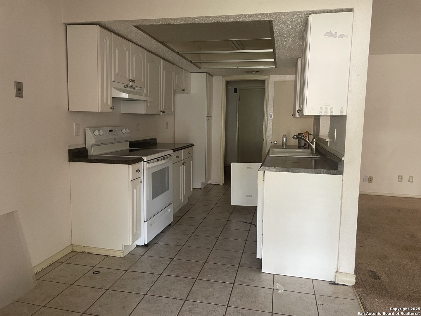 1127 Longmont
