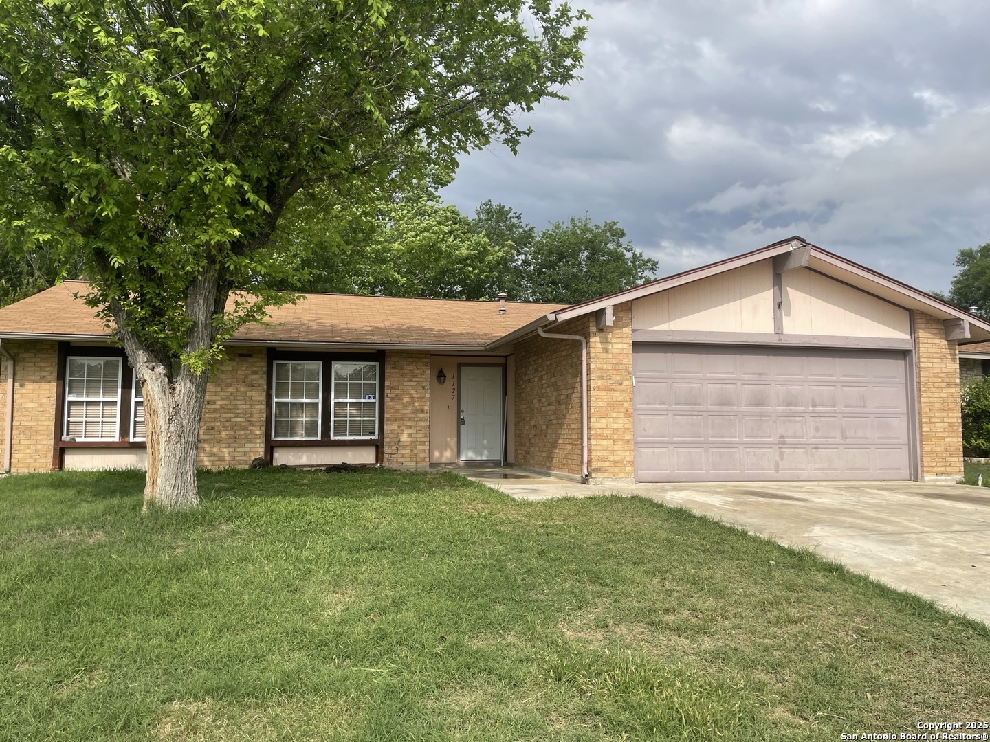 1127 Longmont