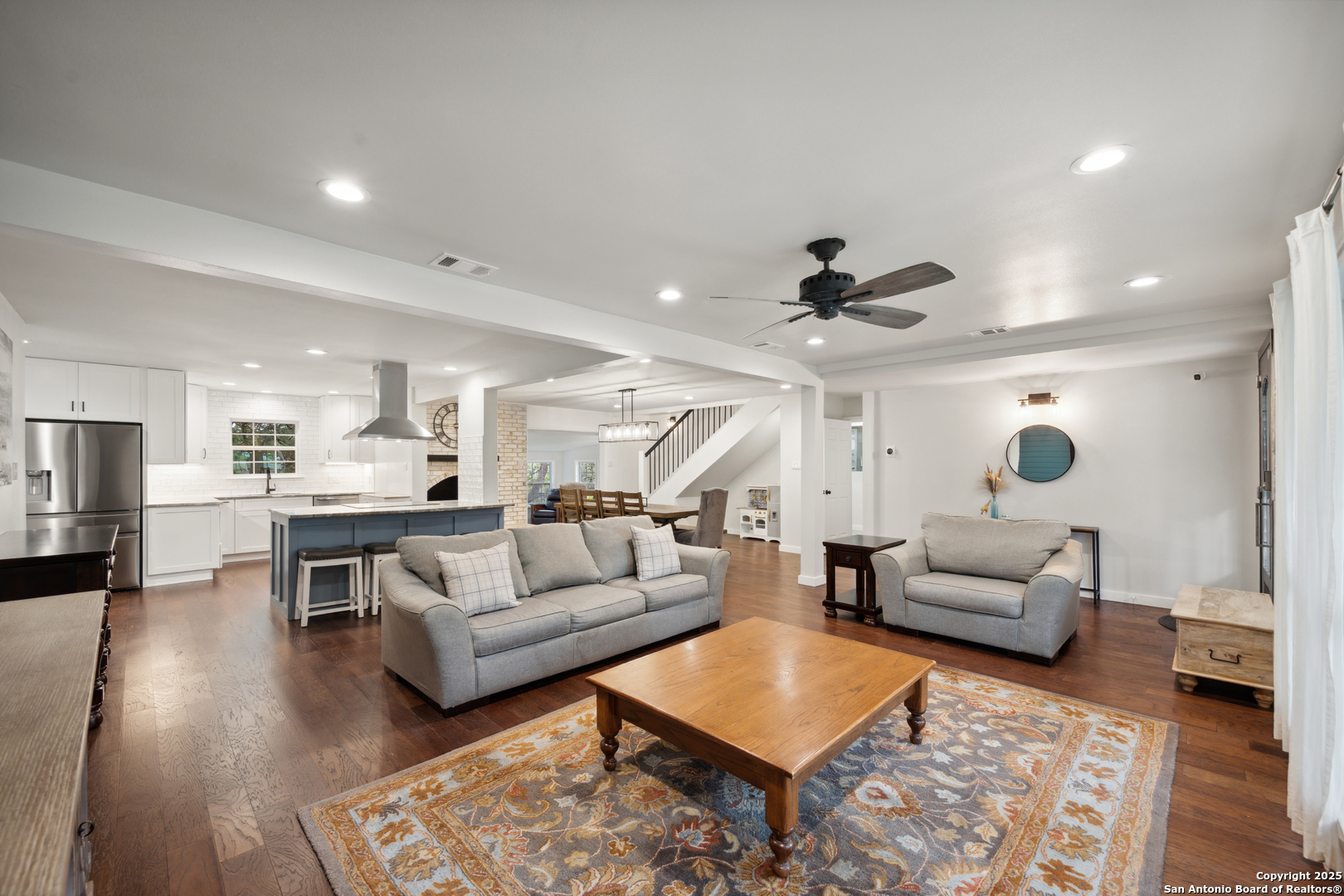7904 N Verde