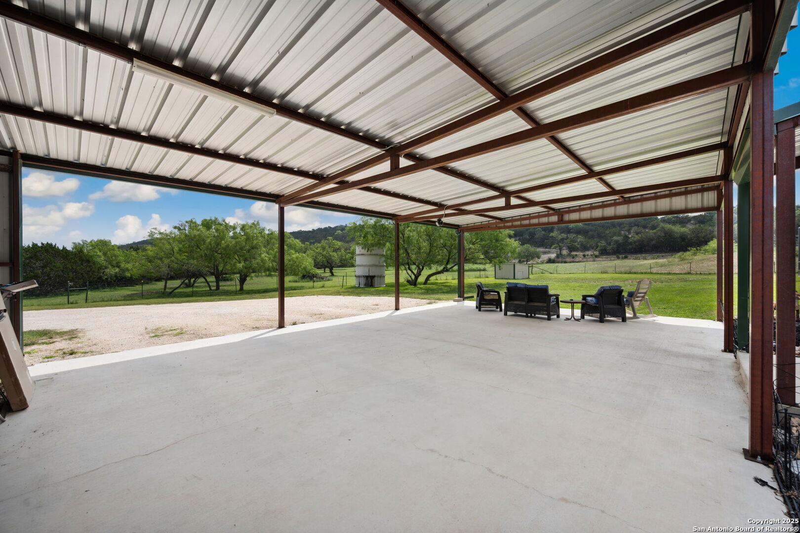 530 Willow Springs