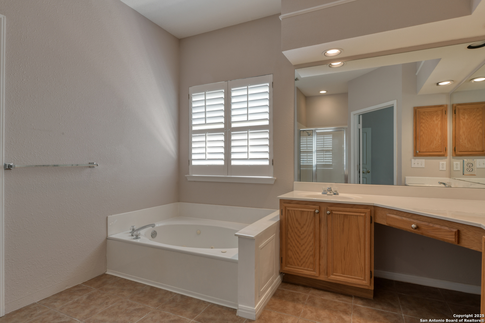 9426 Keegans Woods