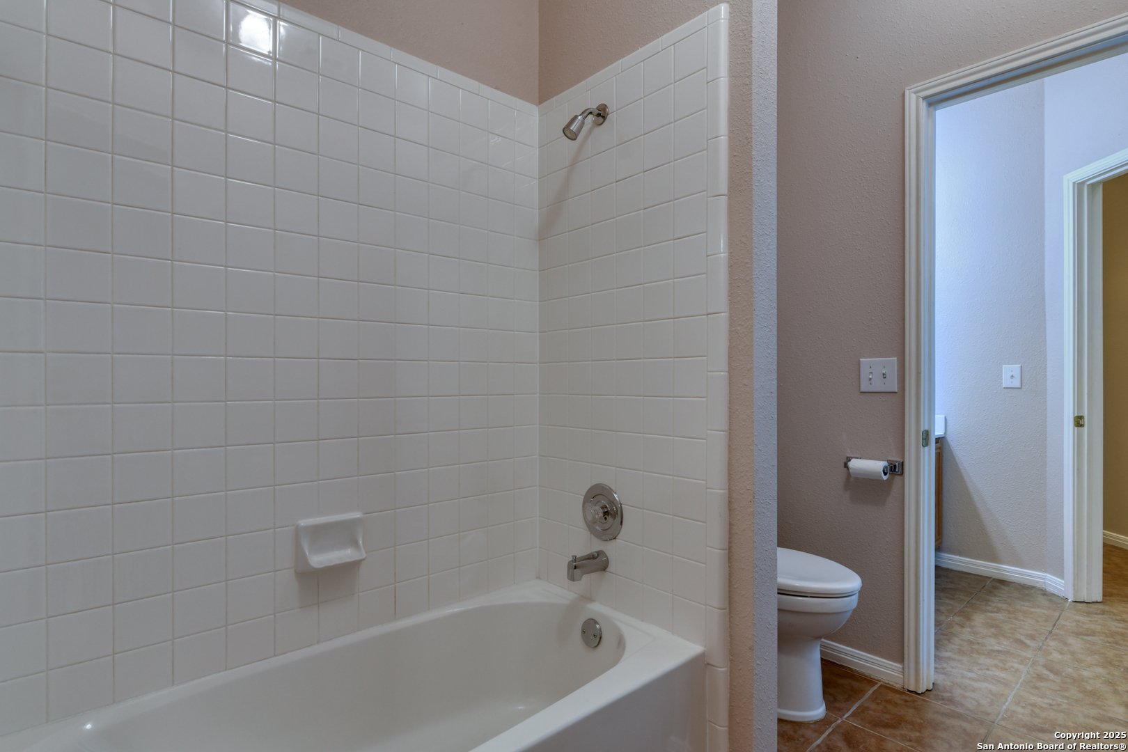9426 Keegans Woods