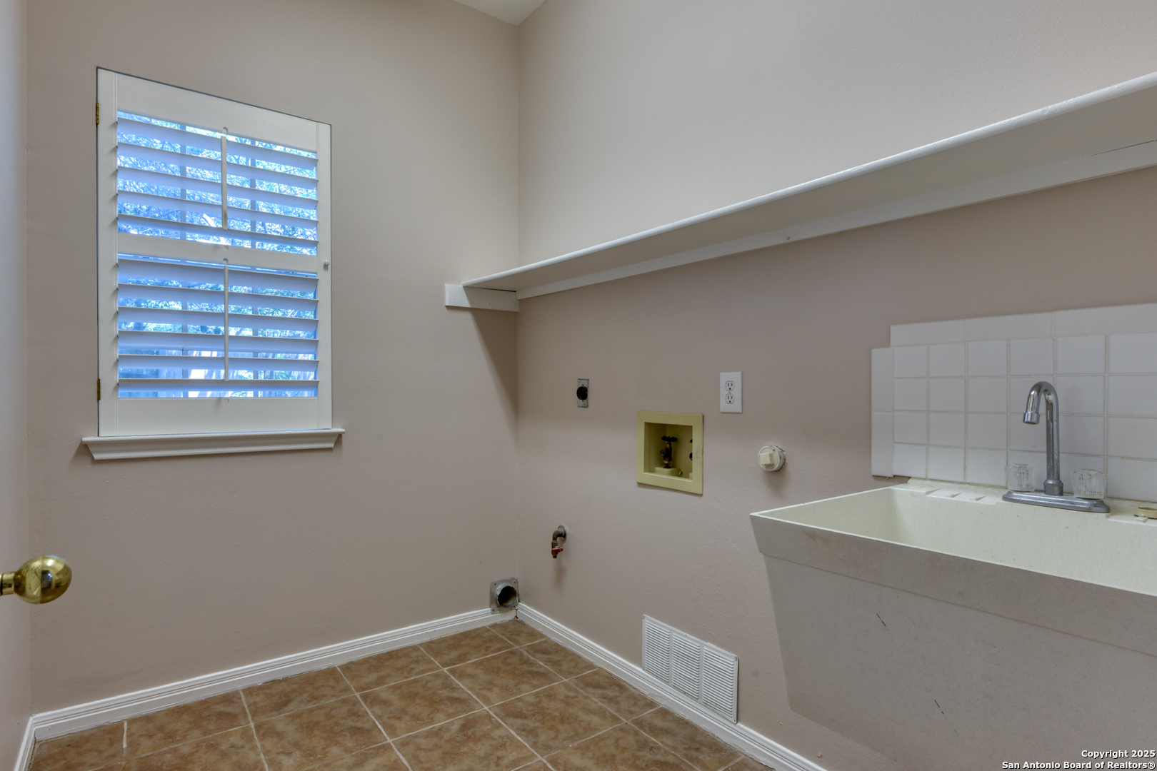 9426 Keegans Woods