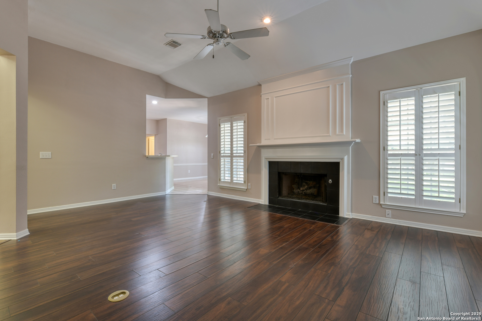 9426 Keegans Woods