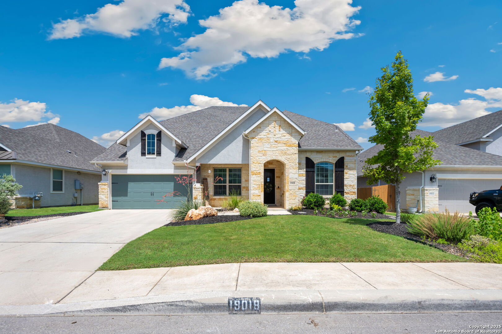 19018 Mountain Place