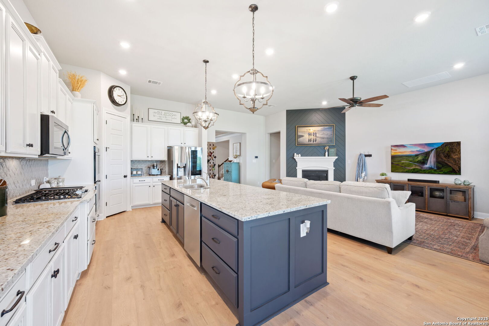 19018 Mountain Place