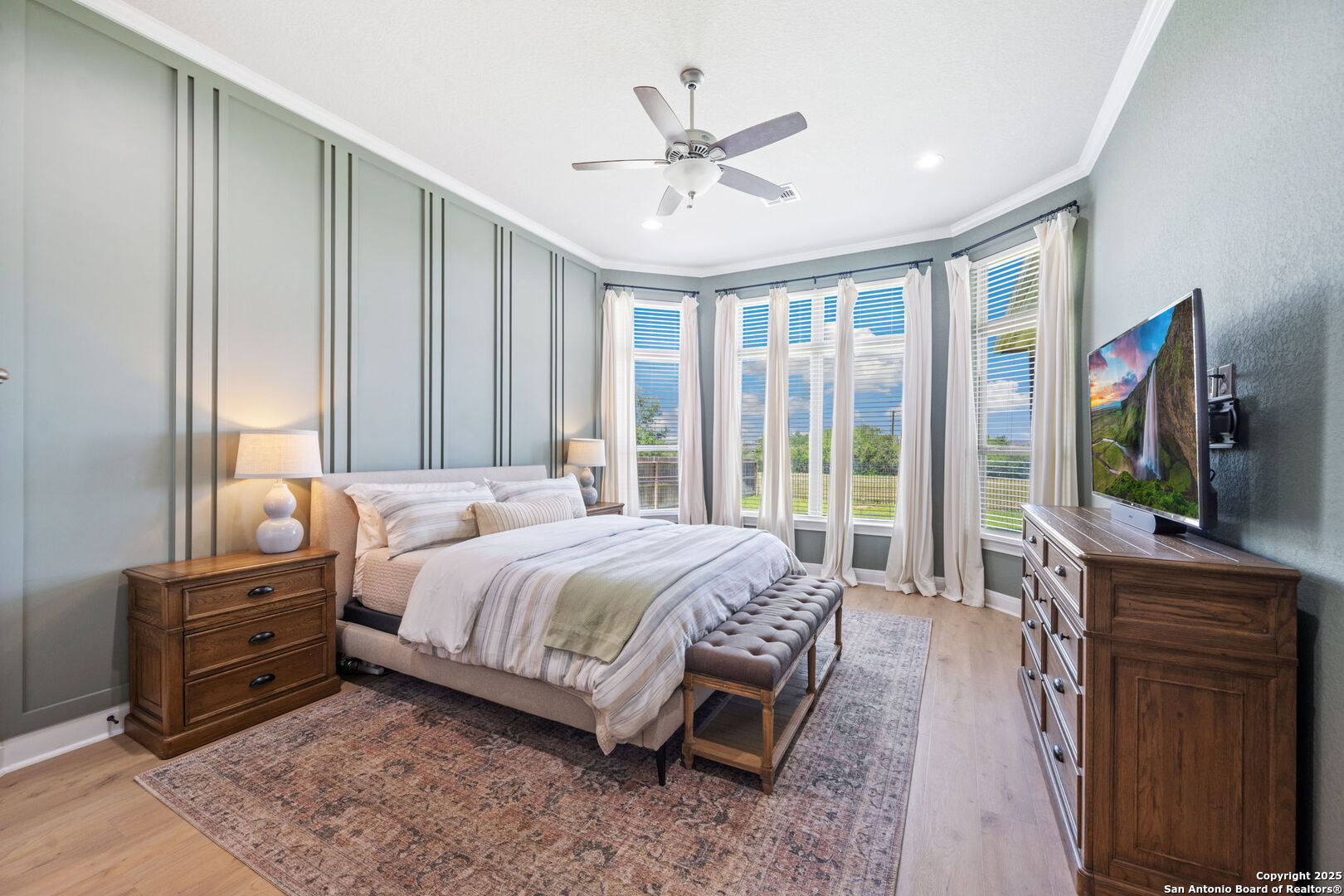 19018 Mountain Place