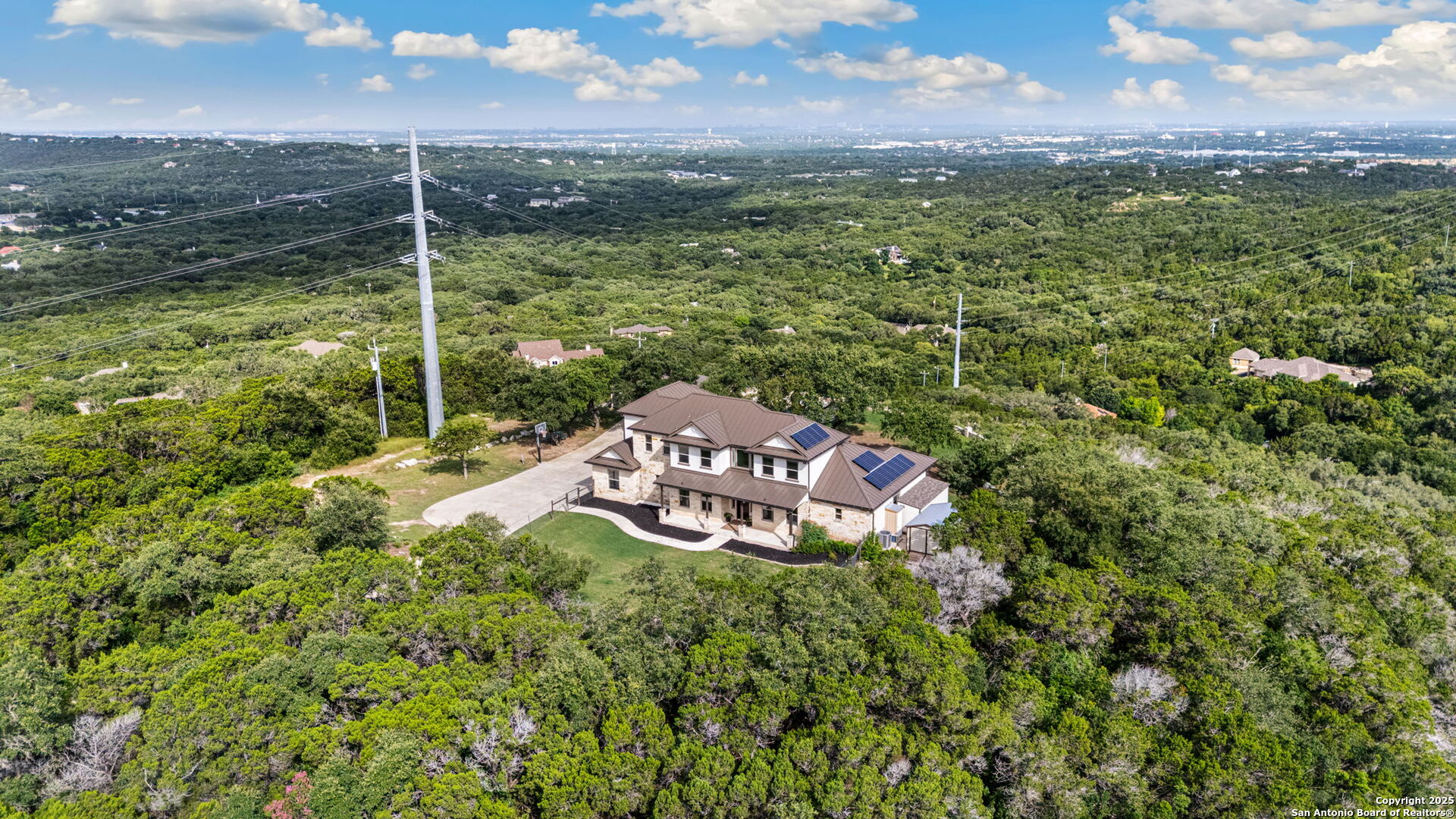 15311 Escarpment Oak