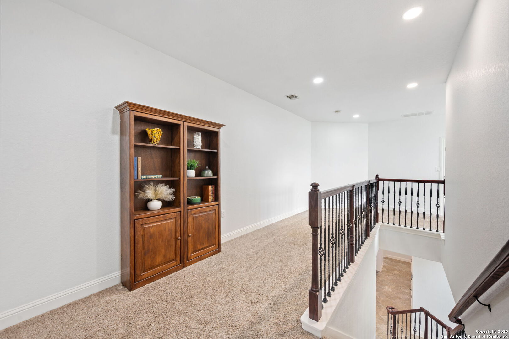 15311 Escarpment Oak