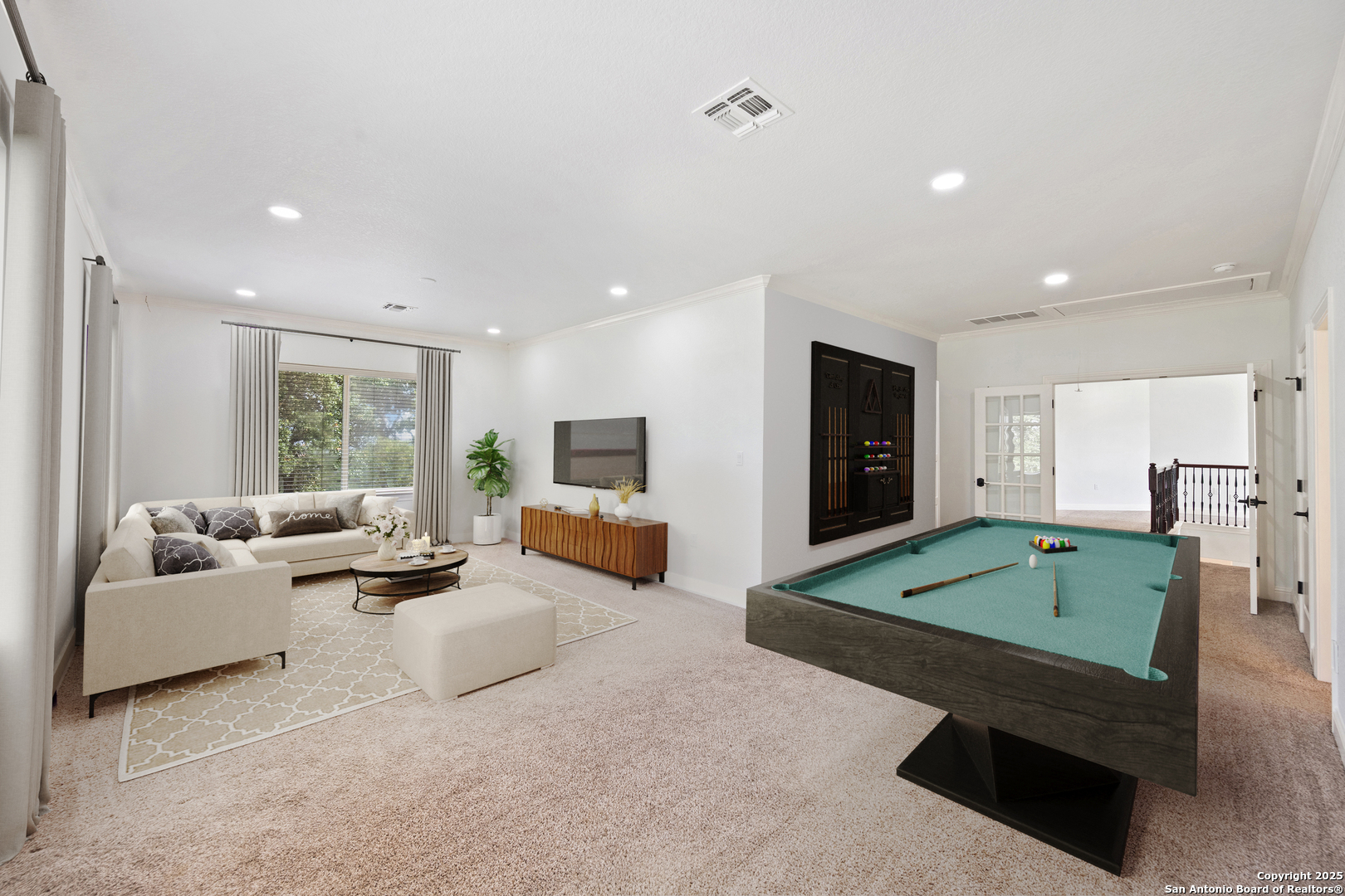 15311 Escarpment Oak