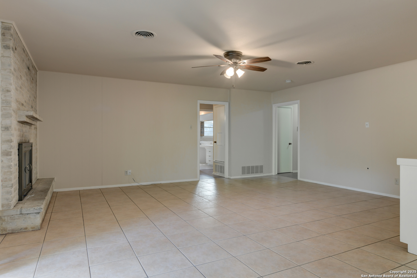 1115 Haltown Dr