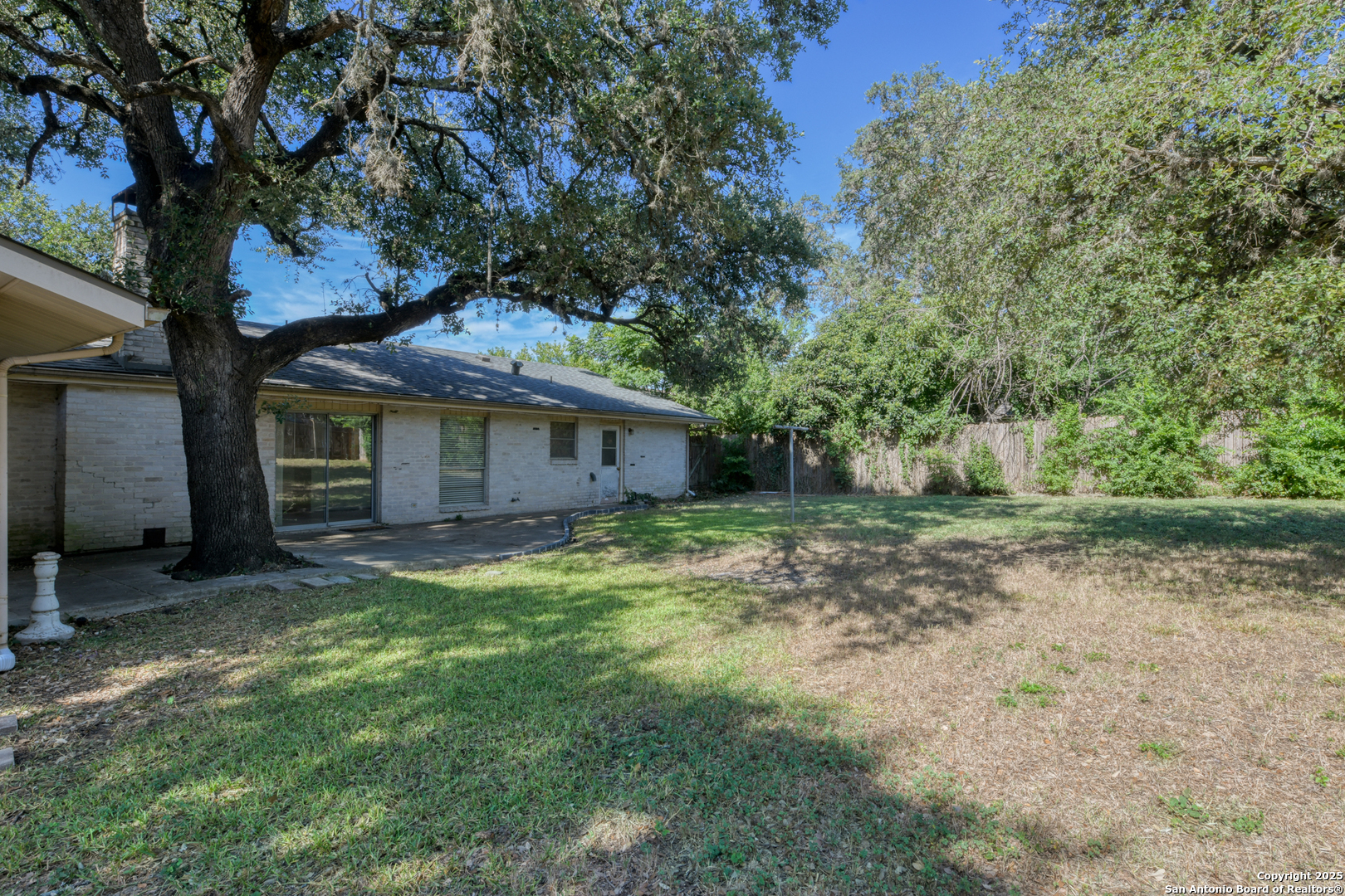 1115 Haltown Dr