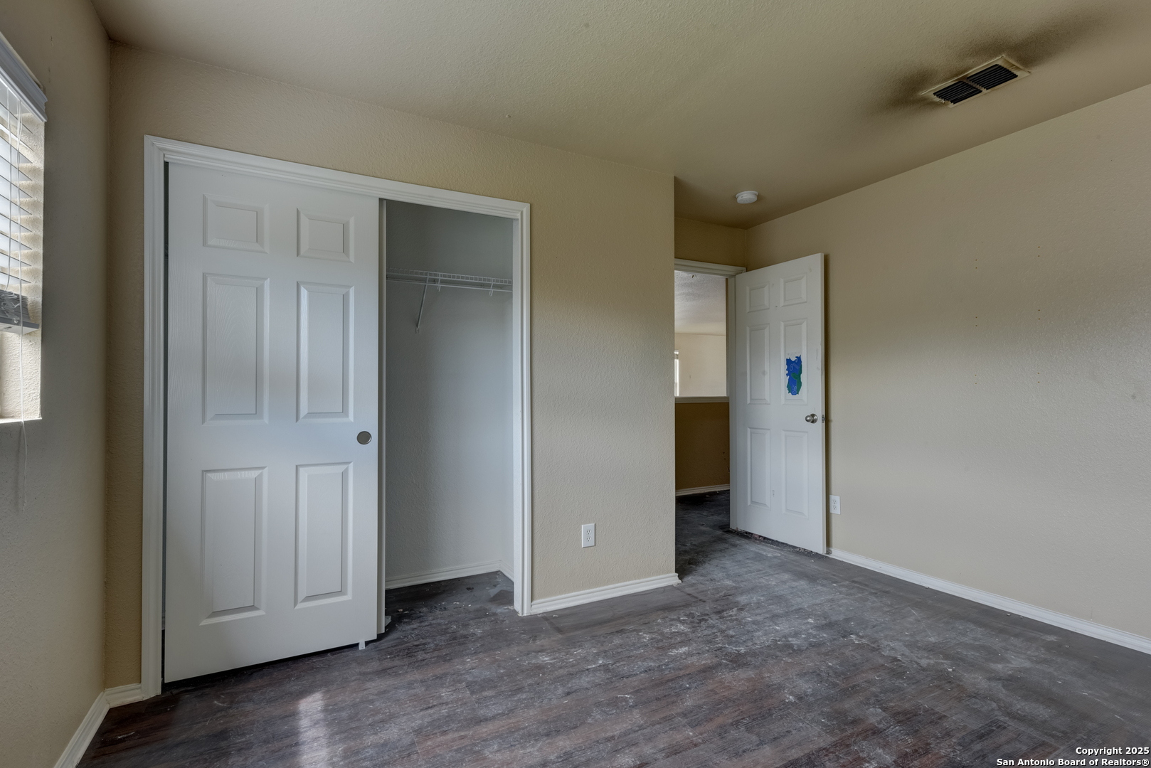 24615 Corral Gables