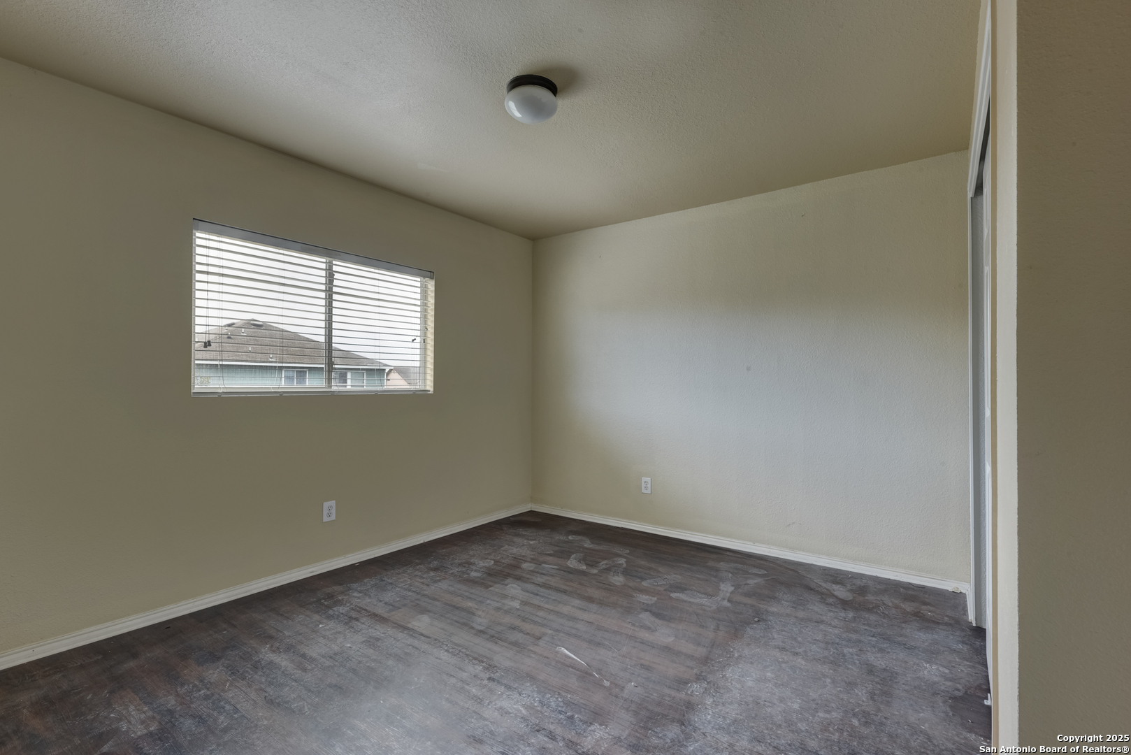 24615 Corral Gables