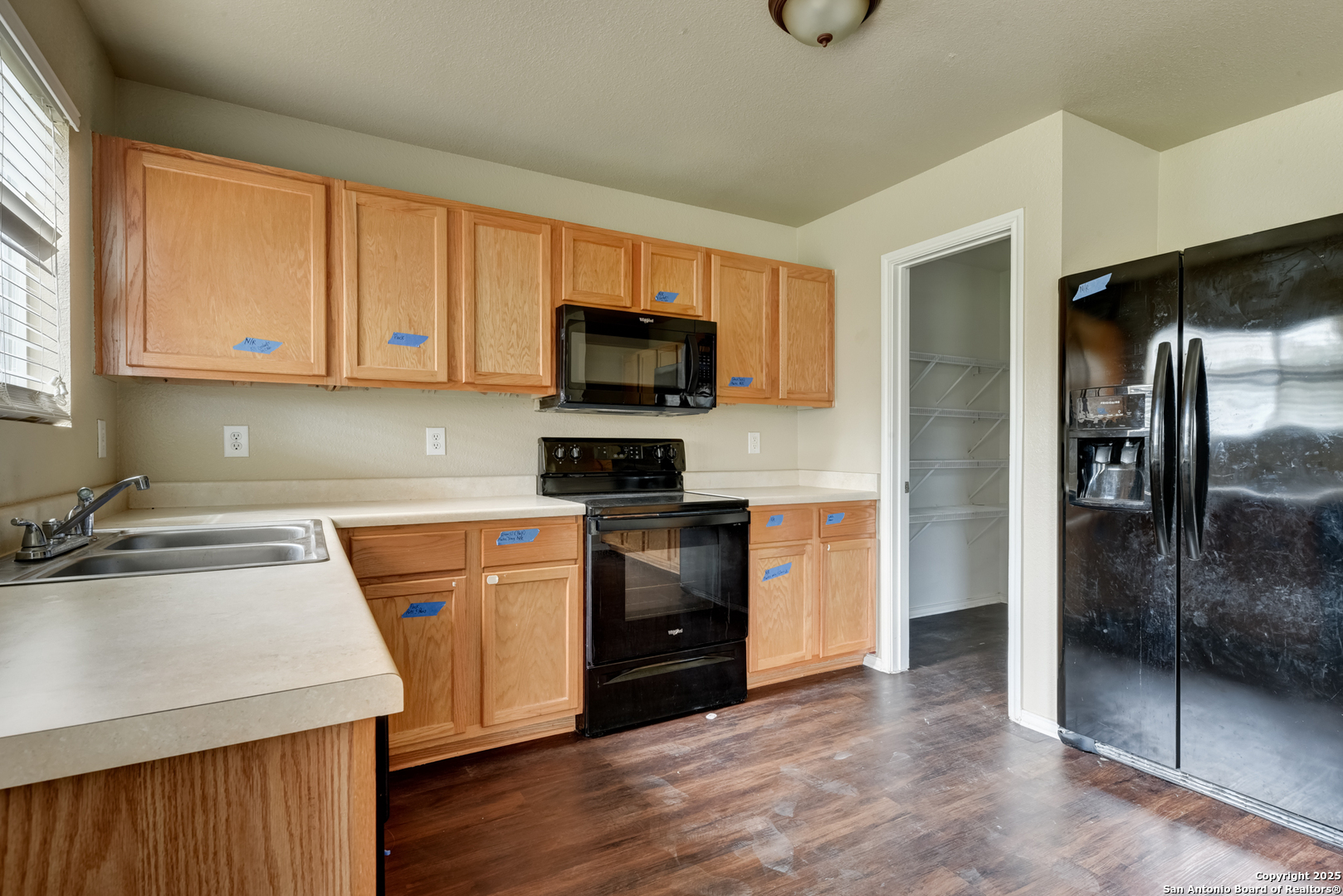 24615 Corral Gables