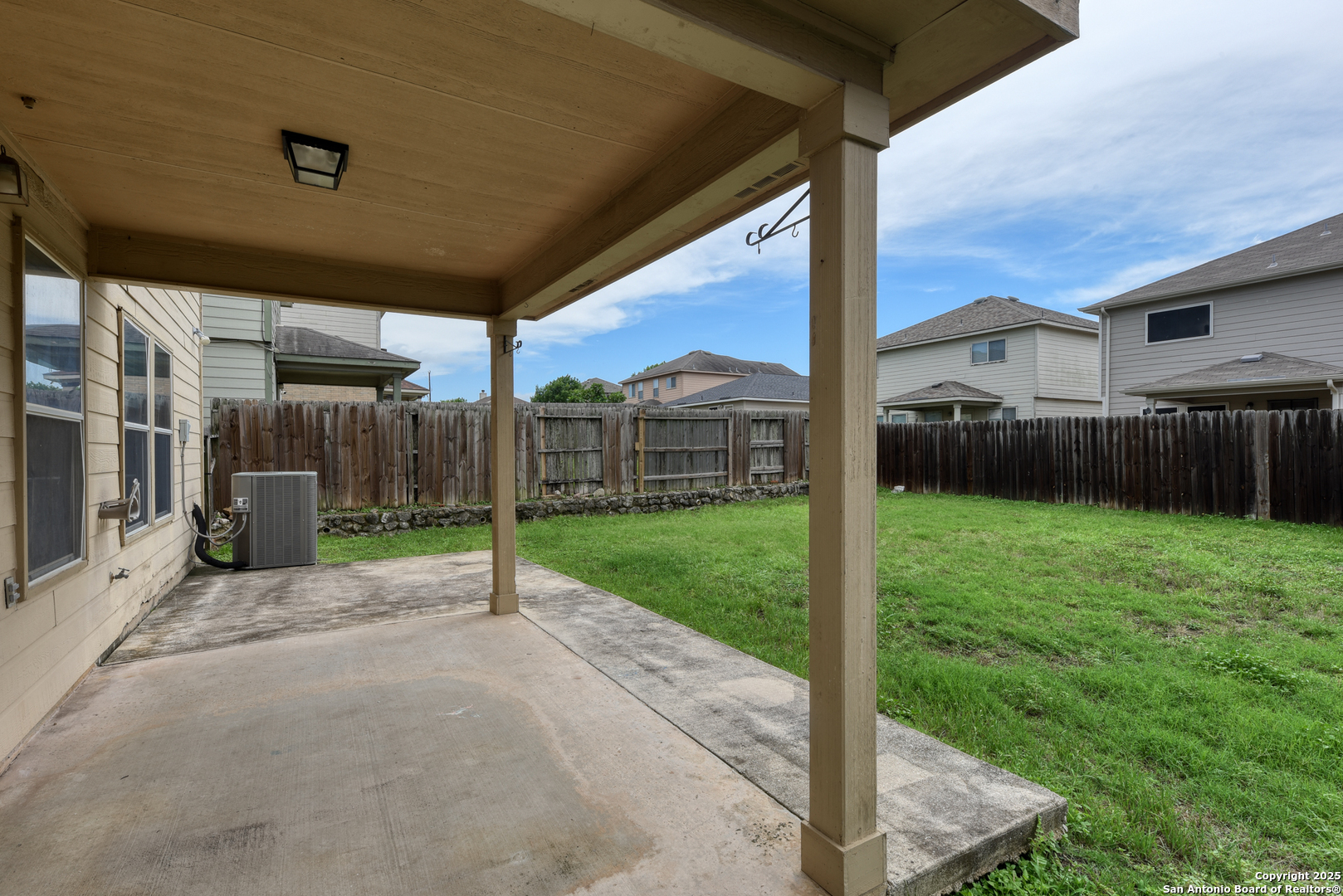 24615 Corral Gables