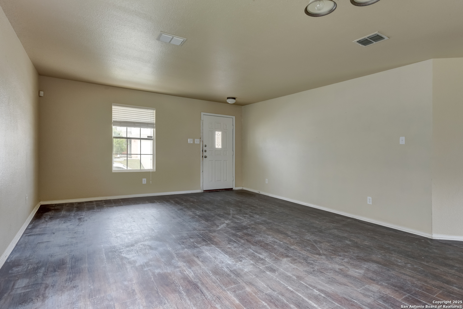 24615 Corral Gables