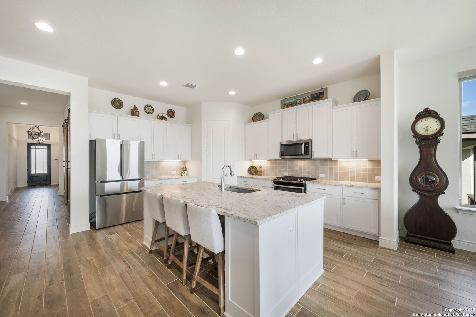 1159 Cadogan Squire