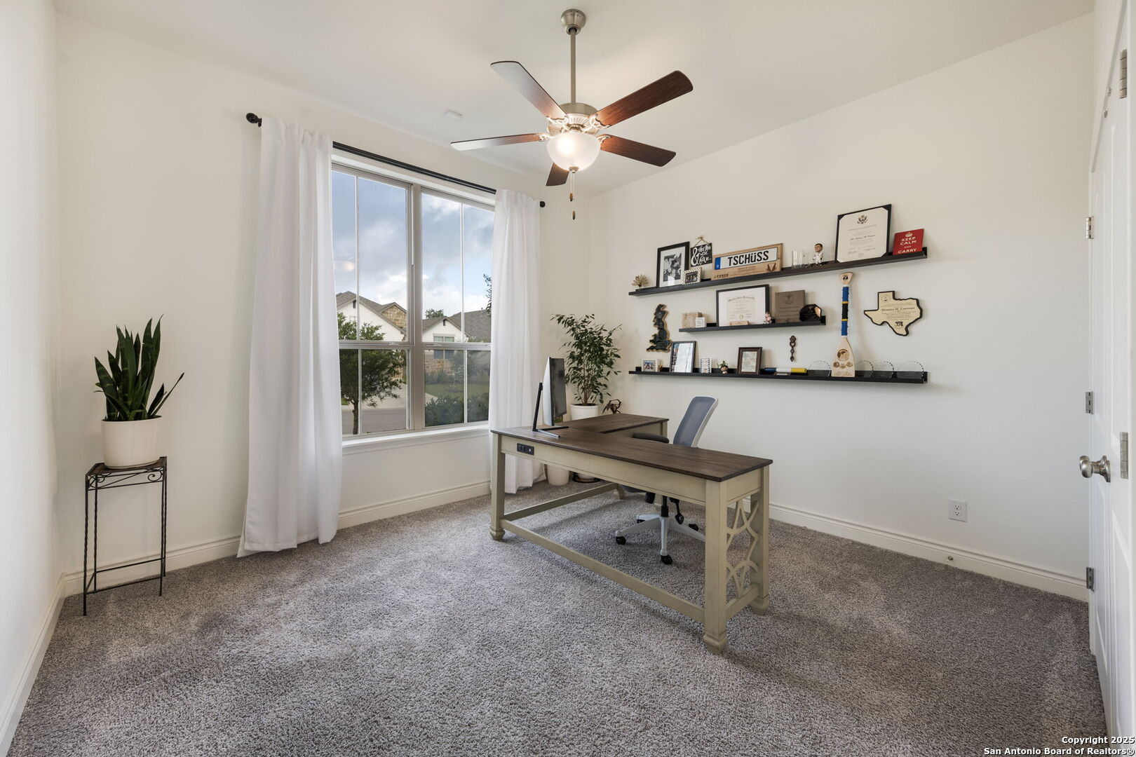1159 Cadogan Squire