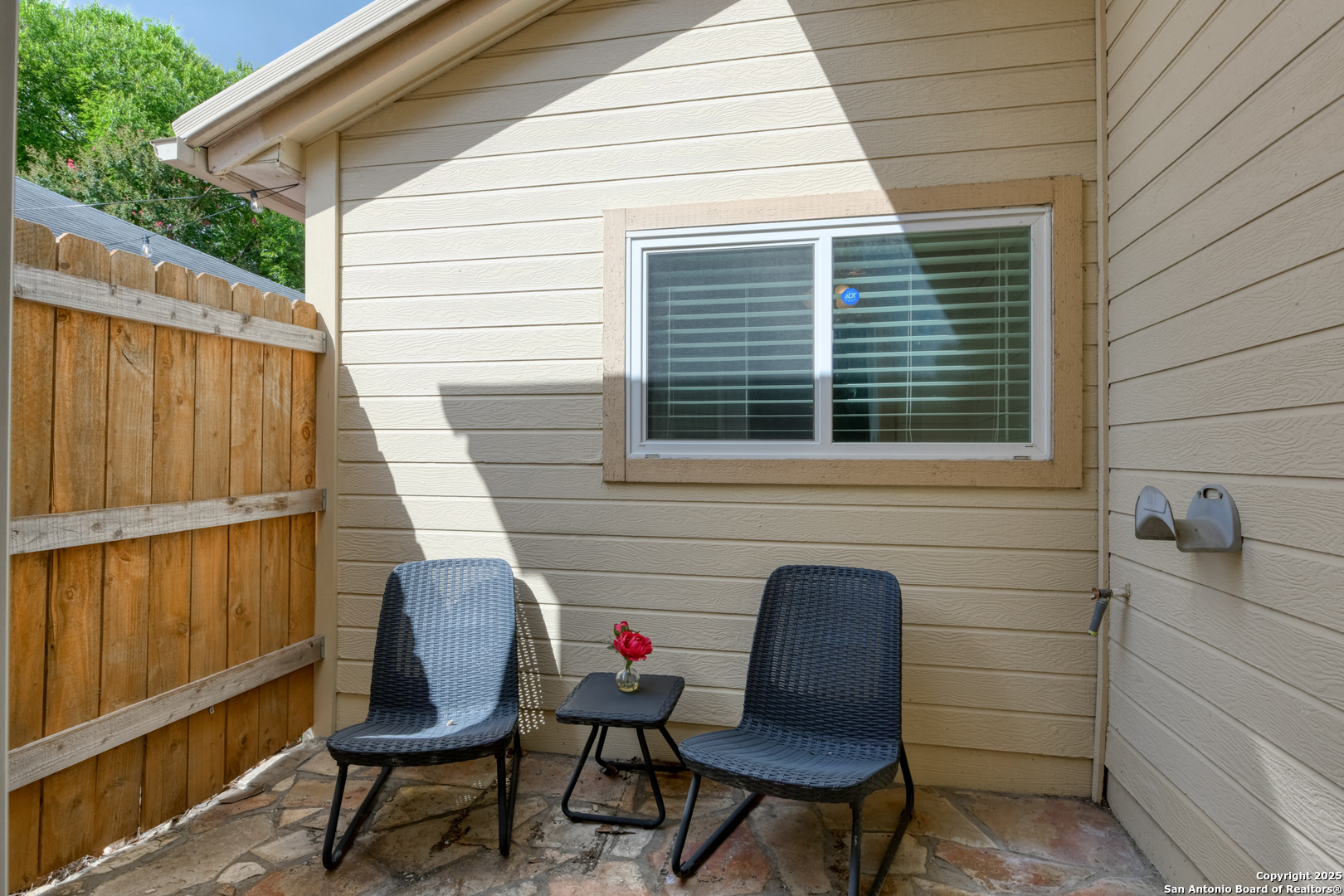 15211 Eagle Run