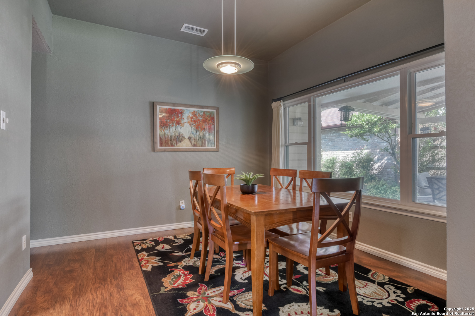15211 Eagle Run