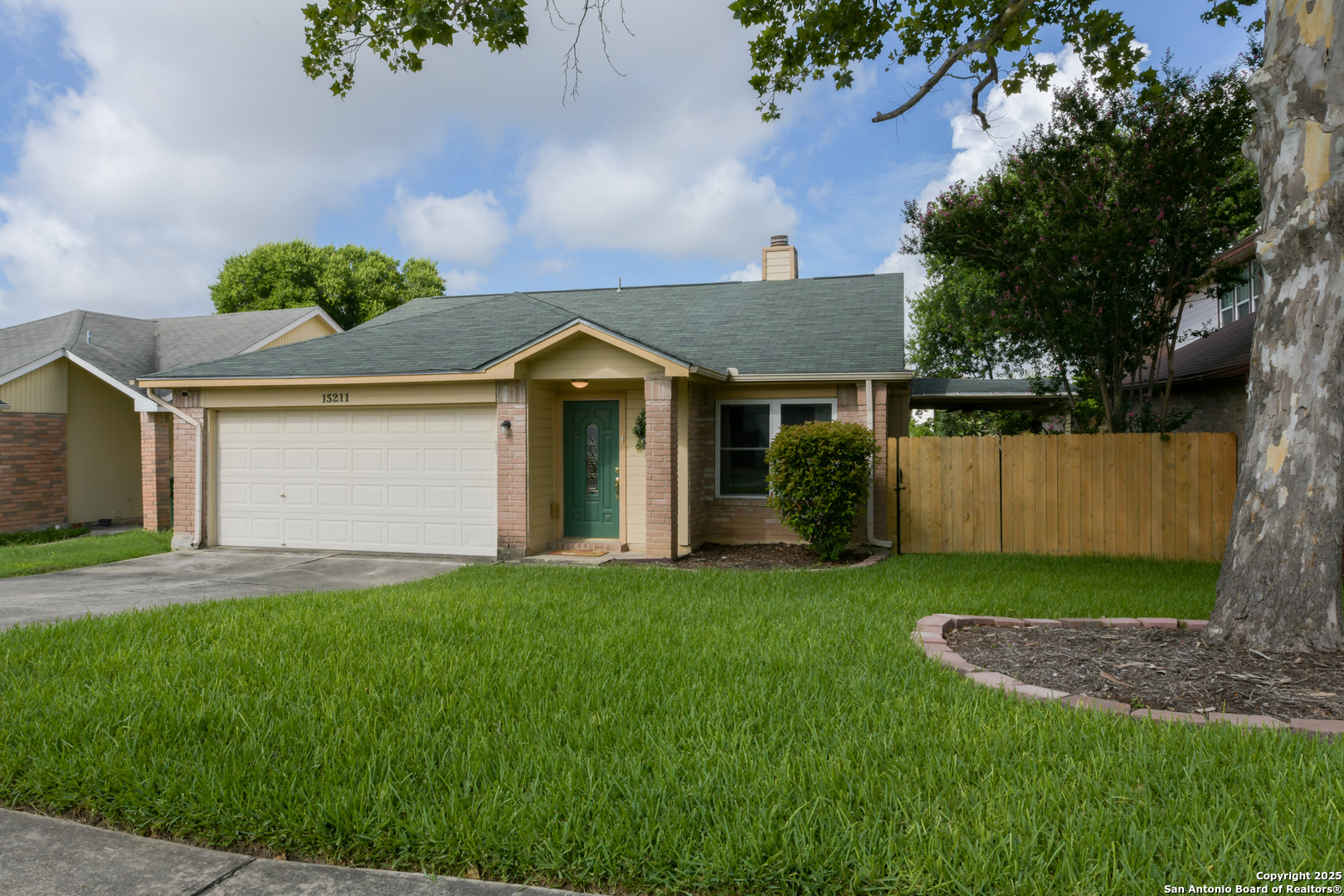 15211 Eagle Run