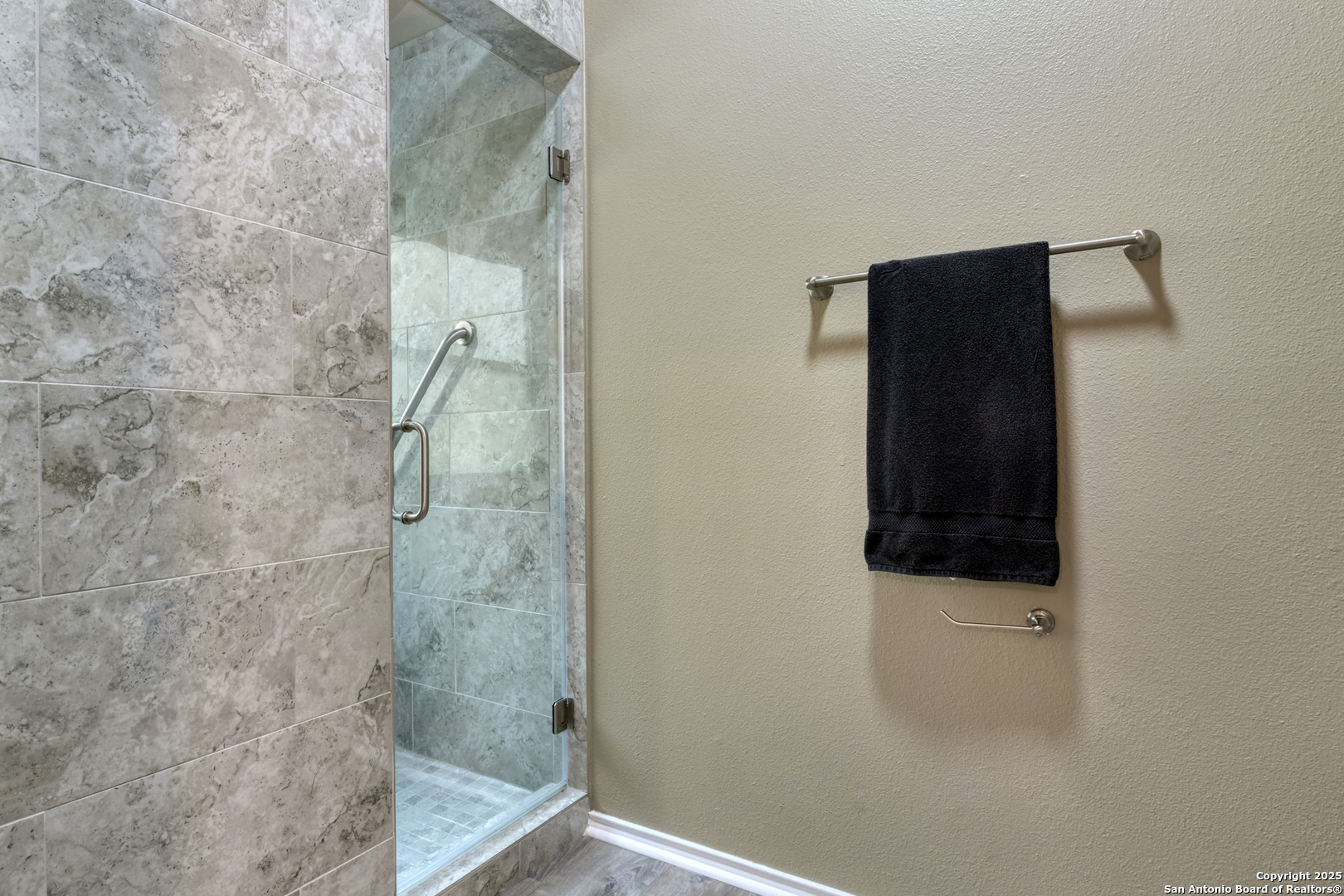 15211 Eagle Run