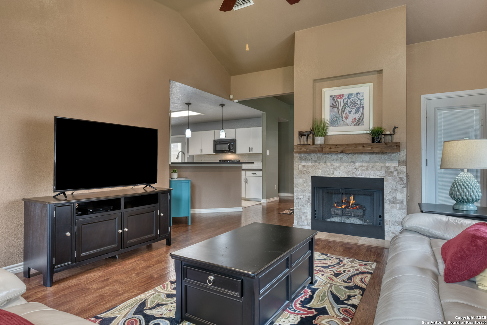 15211 Eagle Run