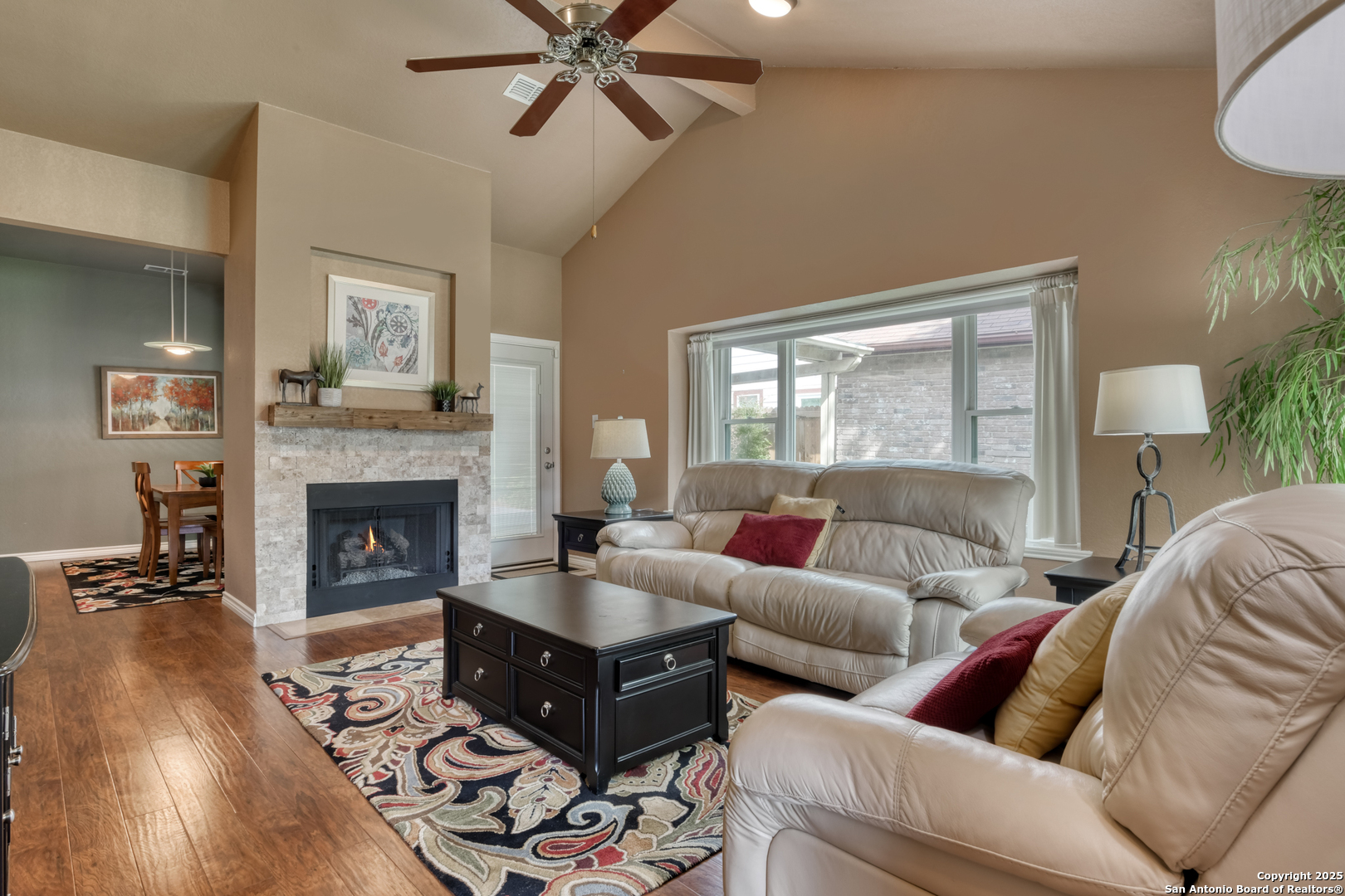 15211 Eagle Run