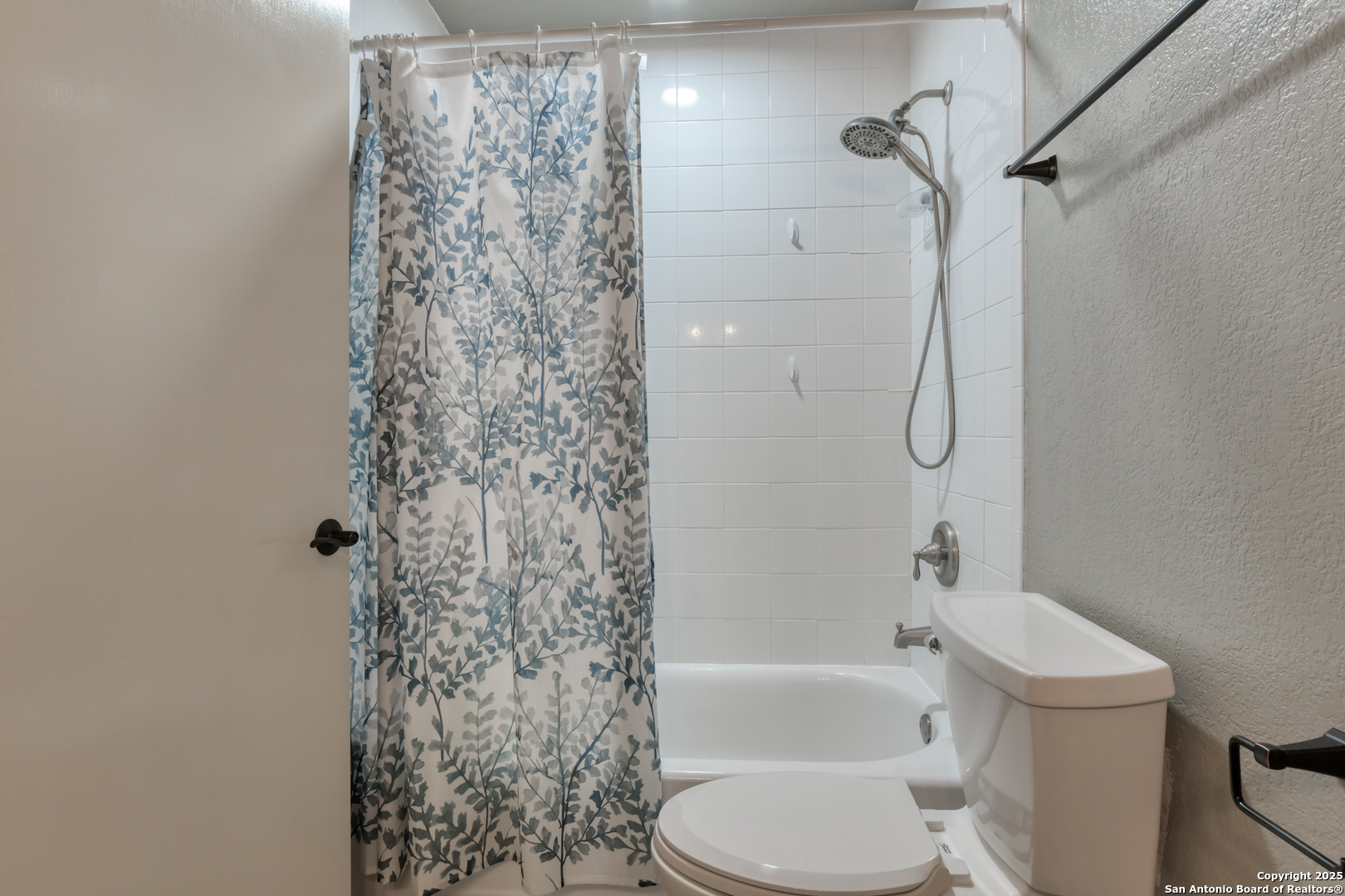15211 Eagle Run