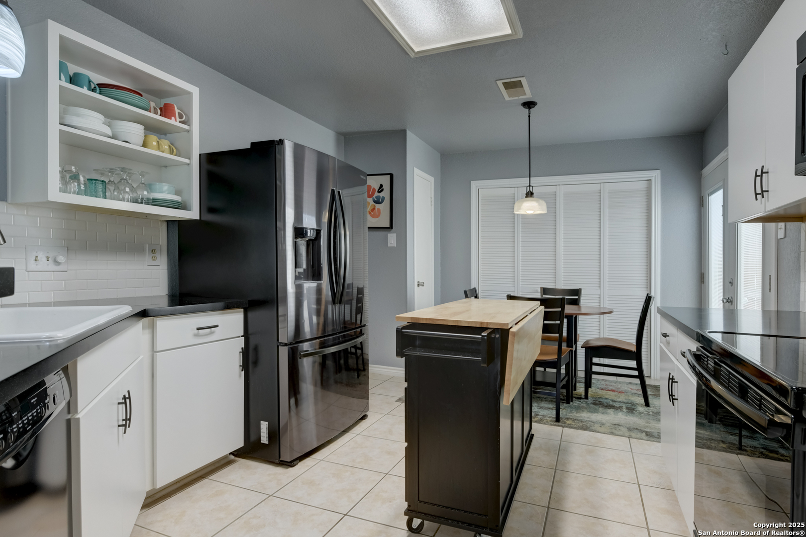 15211 Eagle Run