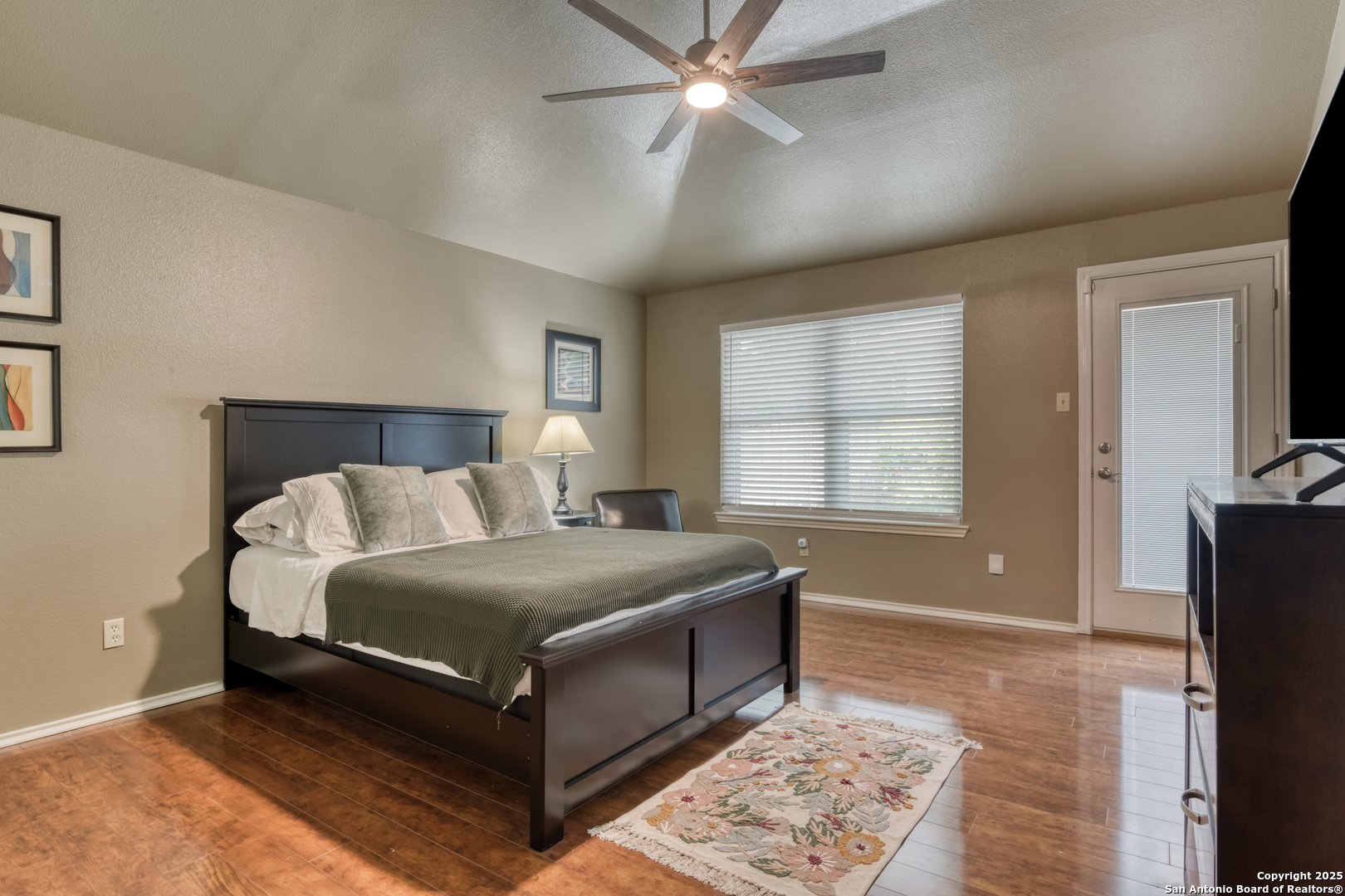 15211 Eagle Run